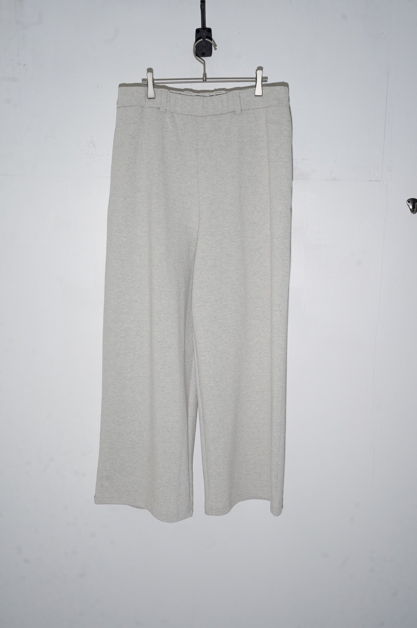 REVERBERATE "TRACK PANTS" [OATMEAL]