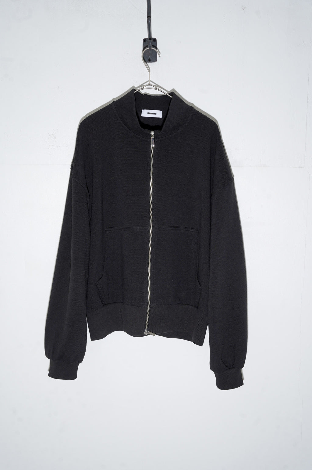 REVERBERATE "TRACK JACKET" [BLACK]