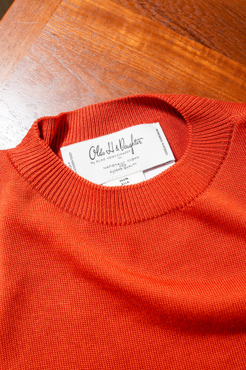 Olde H & Daughter "SILK PLANE STITCH CREW NECK" [SALSA]