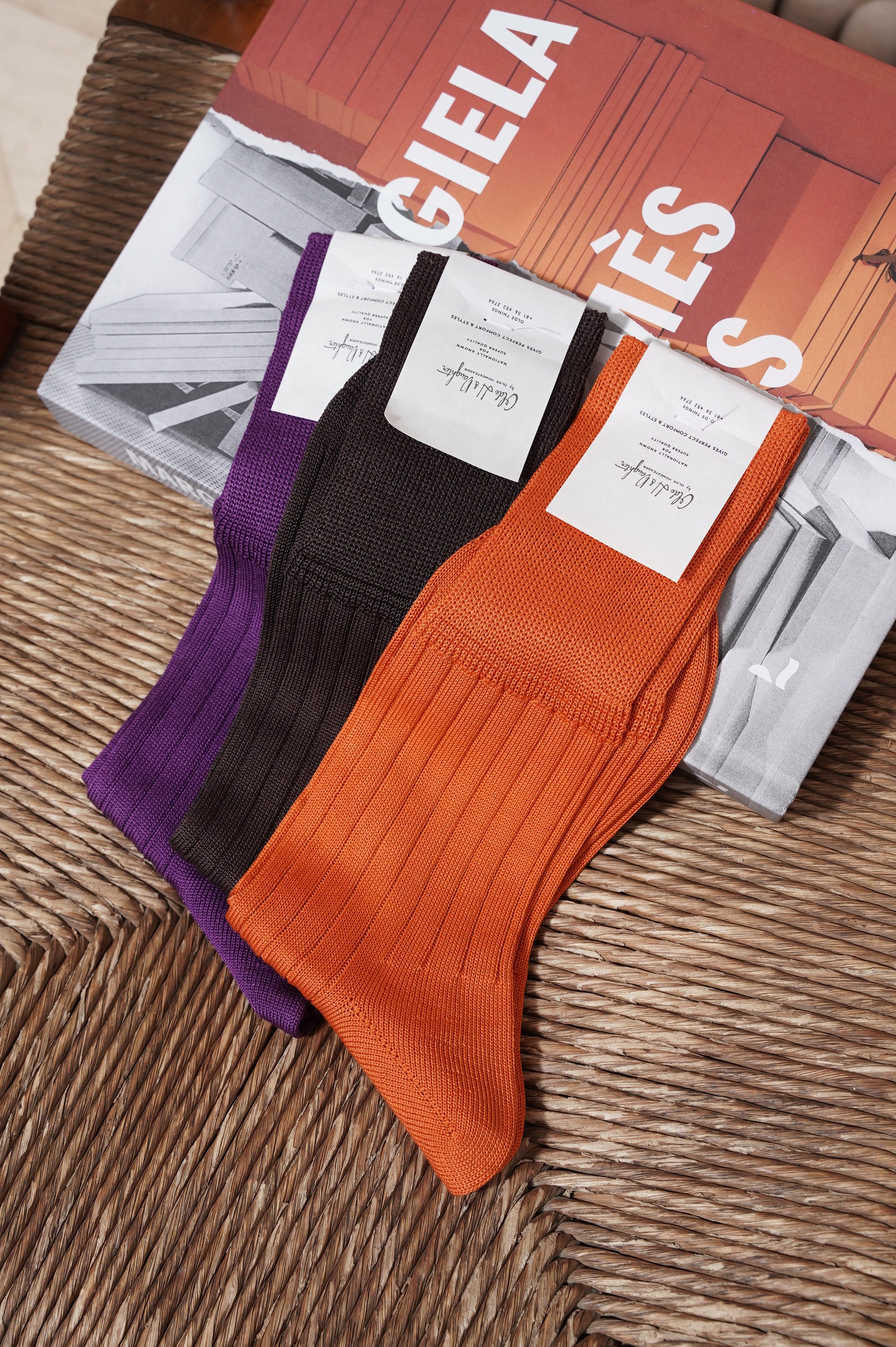 Olde H & daughter "SILK RIB SOCKS" [espresso]