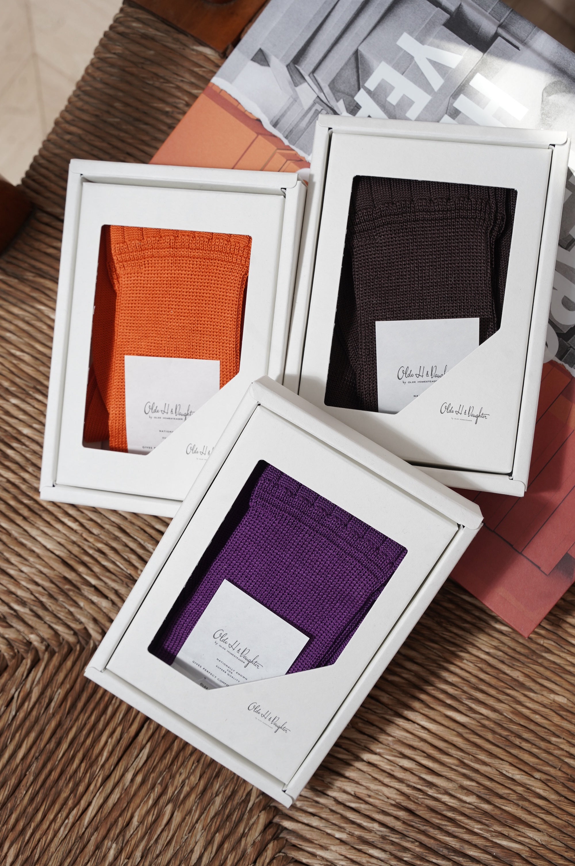 Olde H & daughter "SILK RIB SOCKS" [SUN]