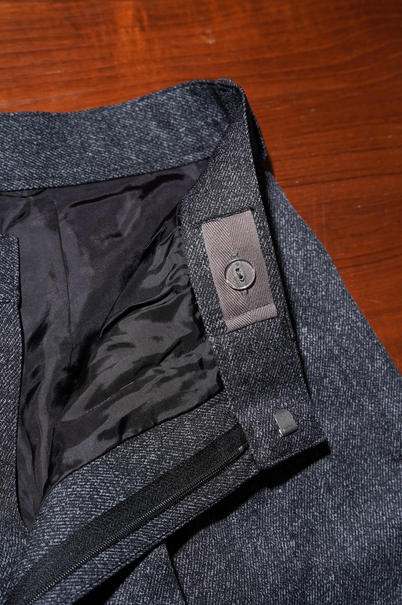 REVERBERATE "TACKED TROUSERS" [BLACK]