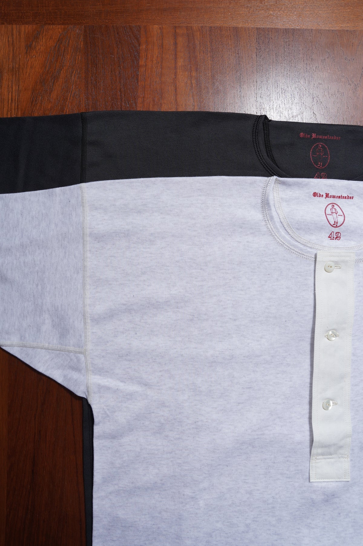 Olde Homesteader "INTERLOCK HENLEY NECK LONG SLEEVE" [WHITE HEATHER]