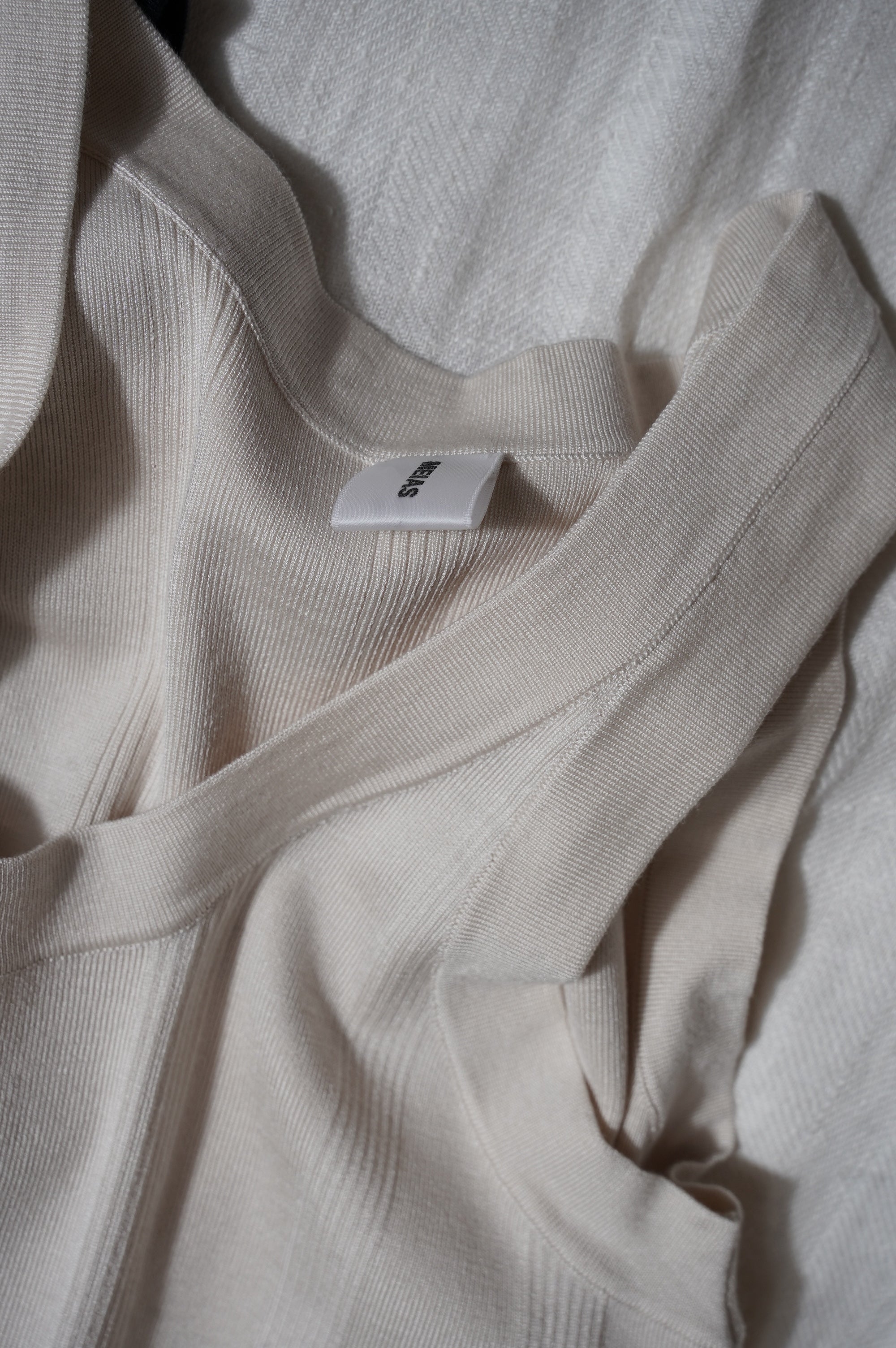 MEIAS "FINE GAUGE SILK TANK TOP" [IVORY]
