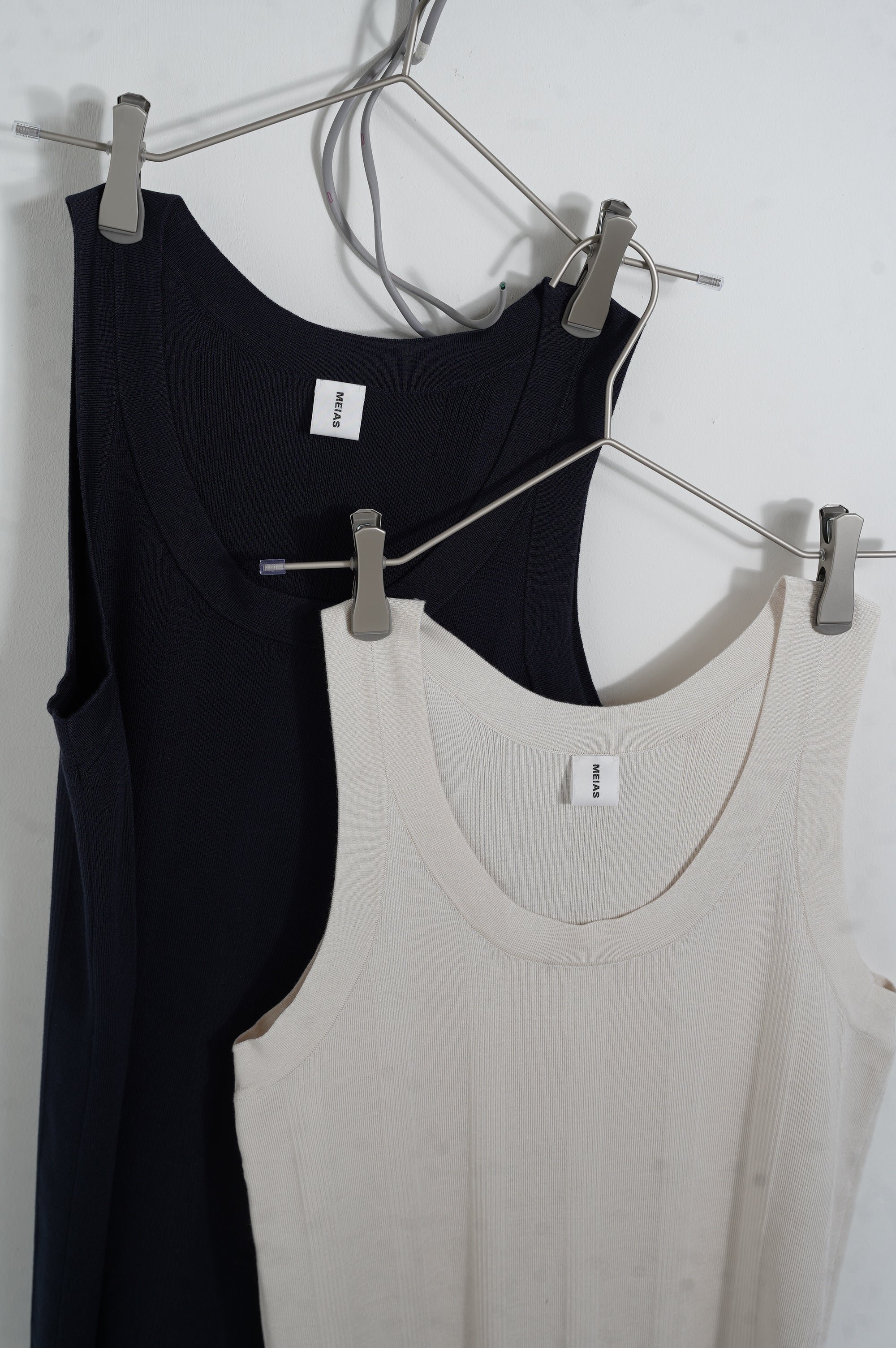 MEIAS "FINE GAUGE SILK RIB TANK TOP" [NAVY]