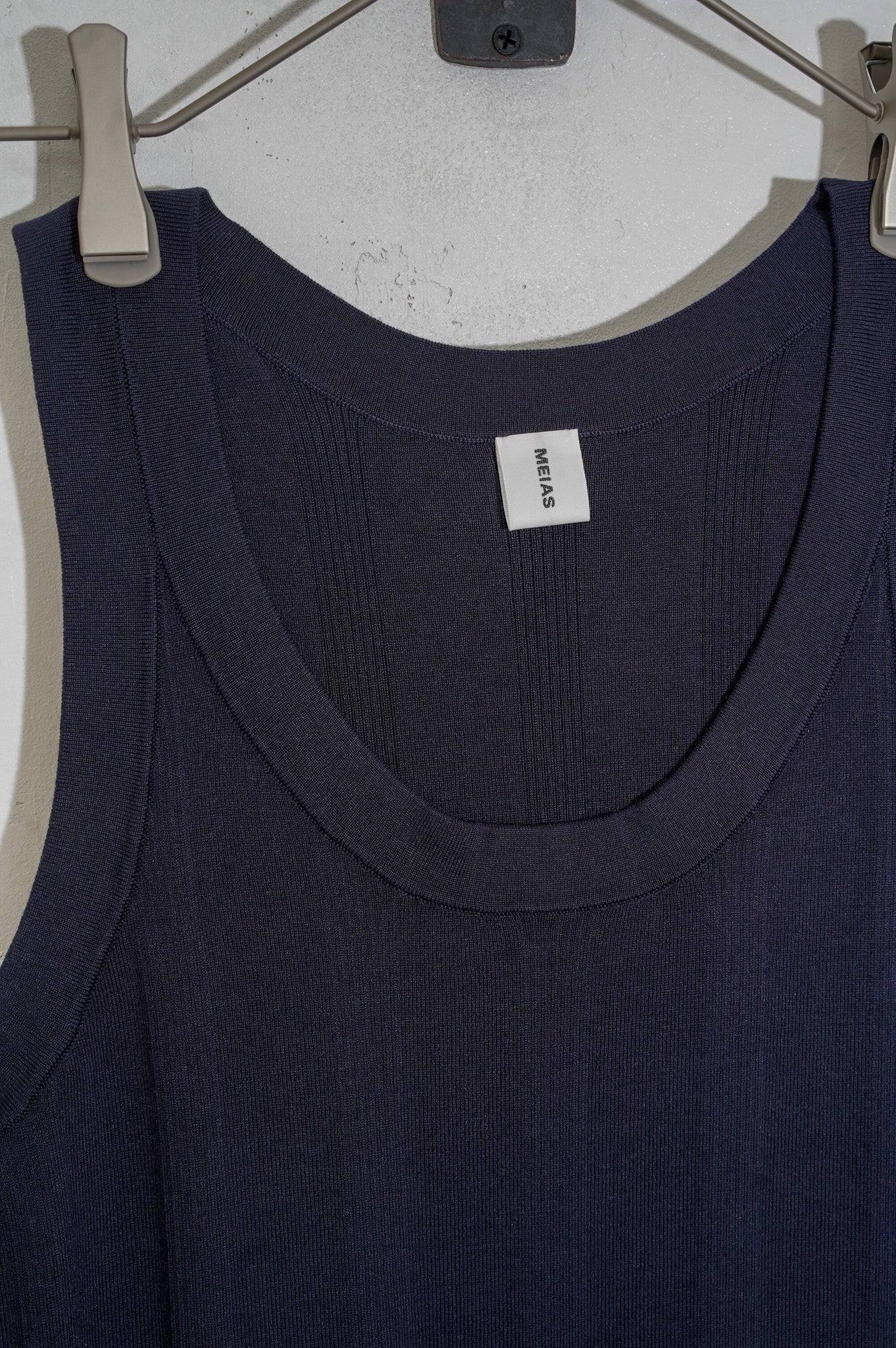 MEIAS "FINE GAUGE SILK RIB TANK TOP" [NAVY]