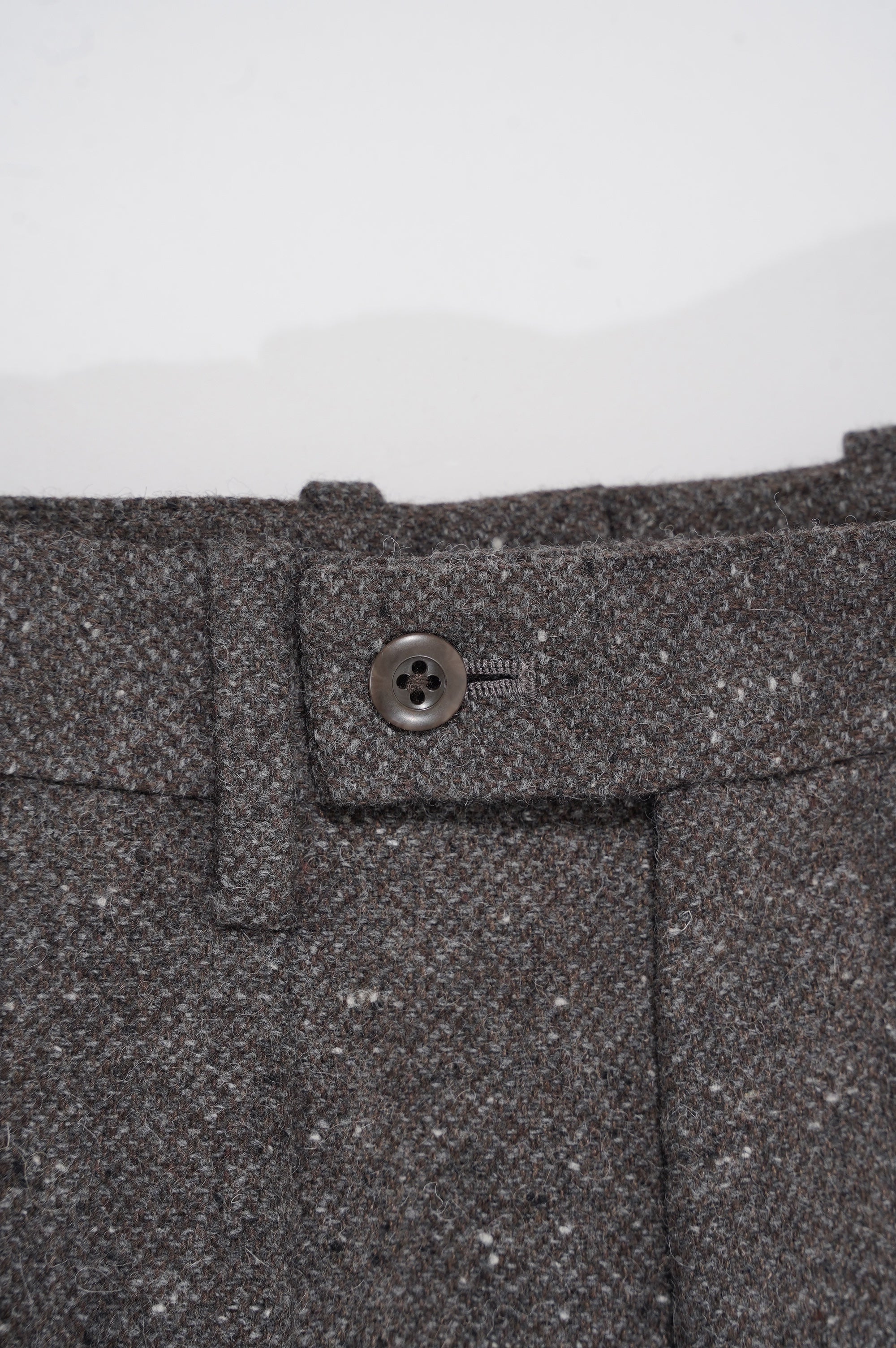m's braque "TUCKED BAGGY PANTS" [MOCHA GREY]