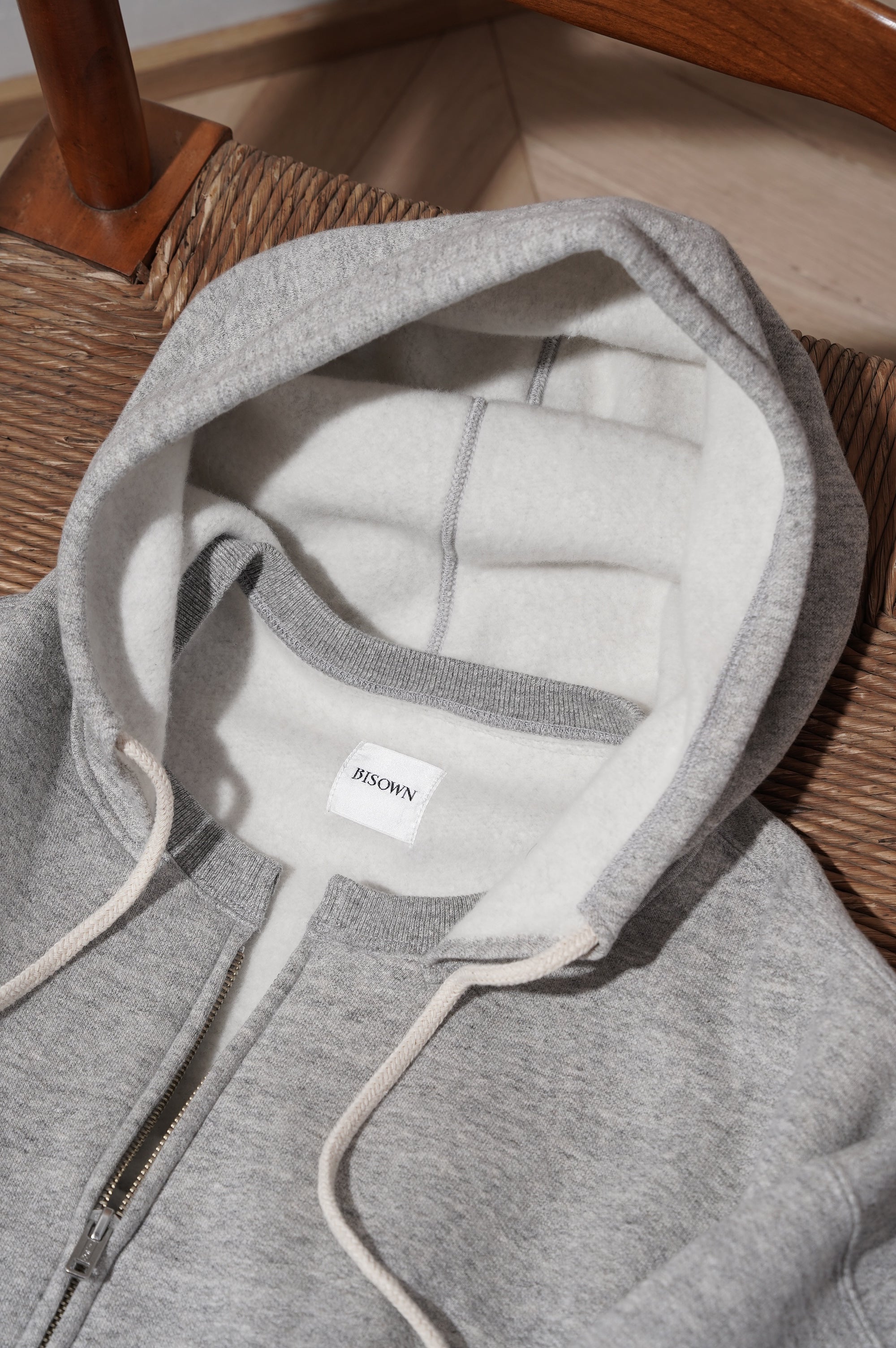 BISOWN "AFTER HOODIE ZIP UP SWEAT" [TOP GRAY]