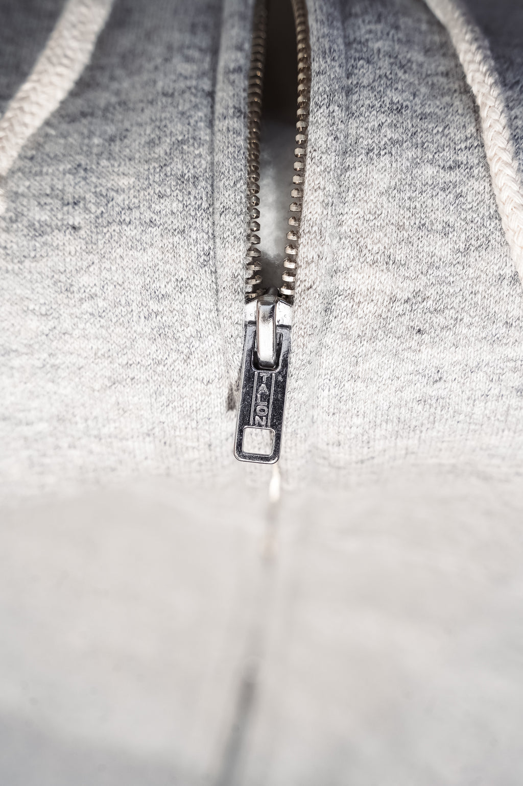 BISOWN "AFTER HOODIE ZIP UP SWEAT" [TOP GRAY]