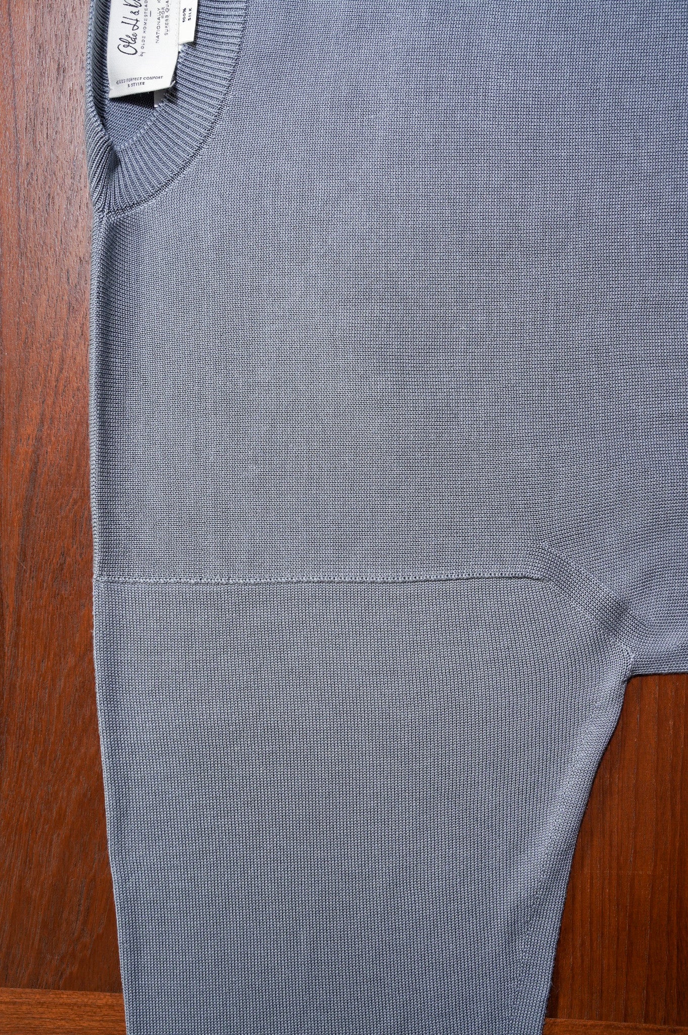 Olde H & Daughter "SILK PLANE STICH CREW NECK L/S" [BLUE STONE]