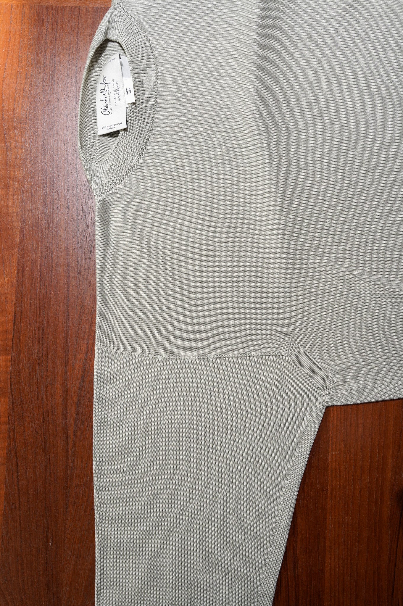 Olde H & Daughter "SILK PLANE STICH CREW NECK L/S" [WILLOW]