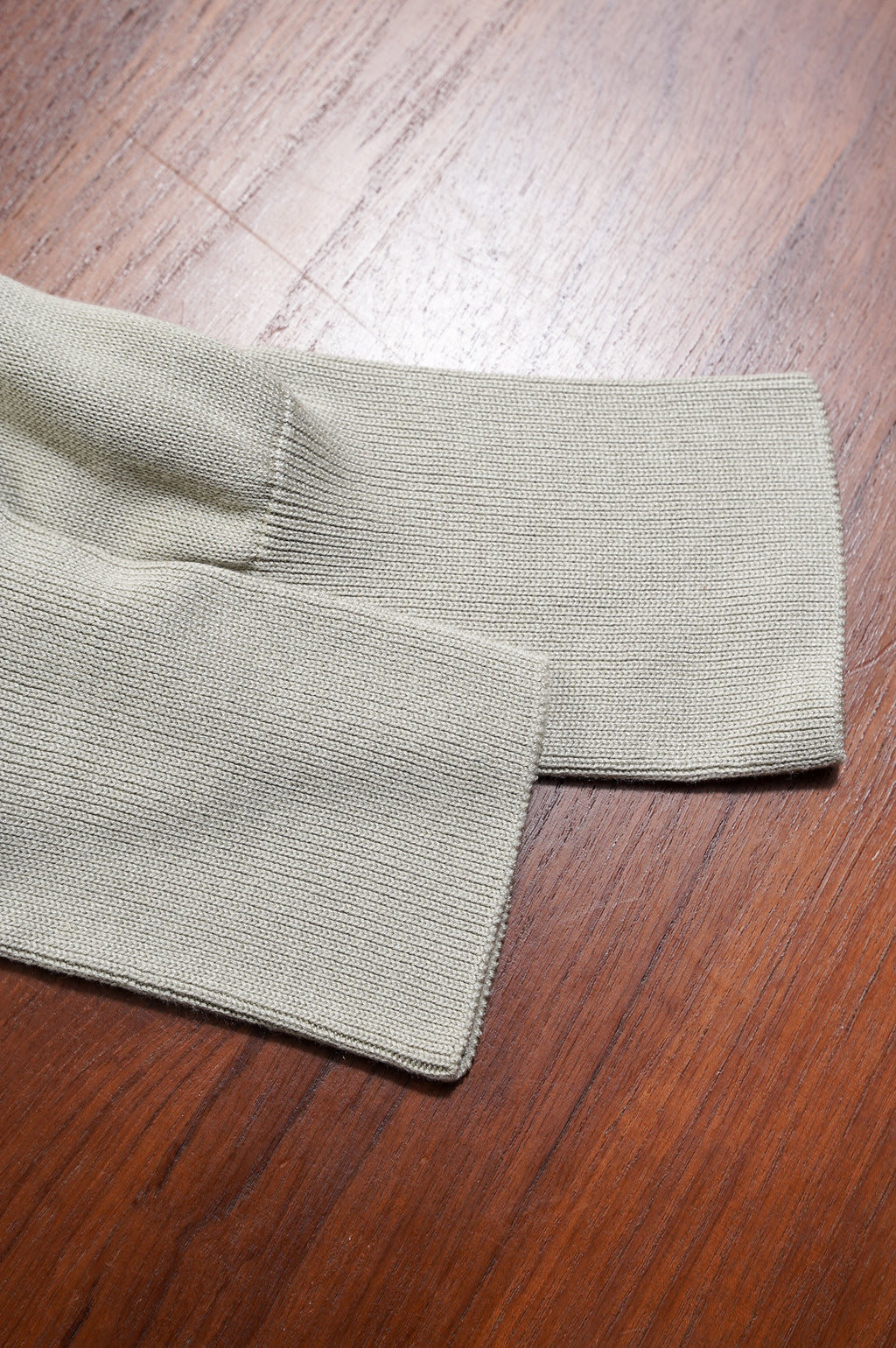 Olde H & Daughter "SILK PLANE STICH CREW NECK L/S" [WILLOW]