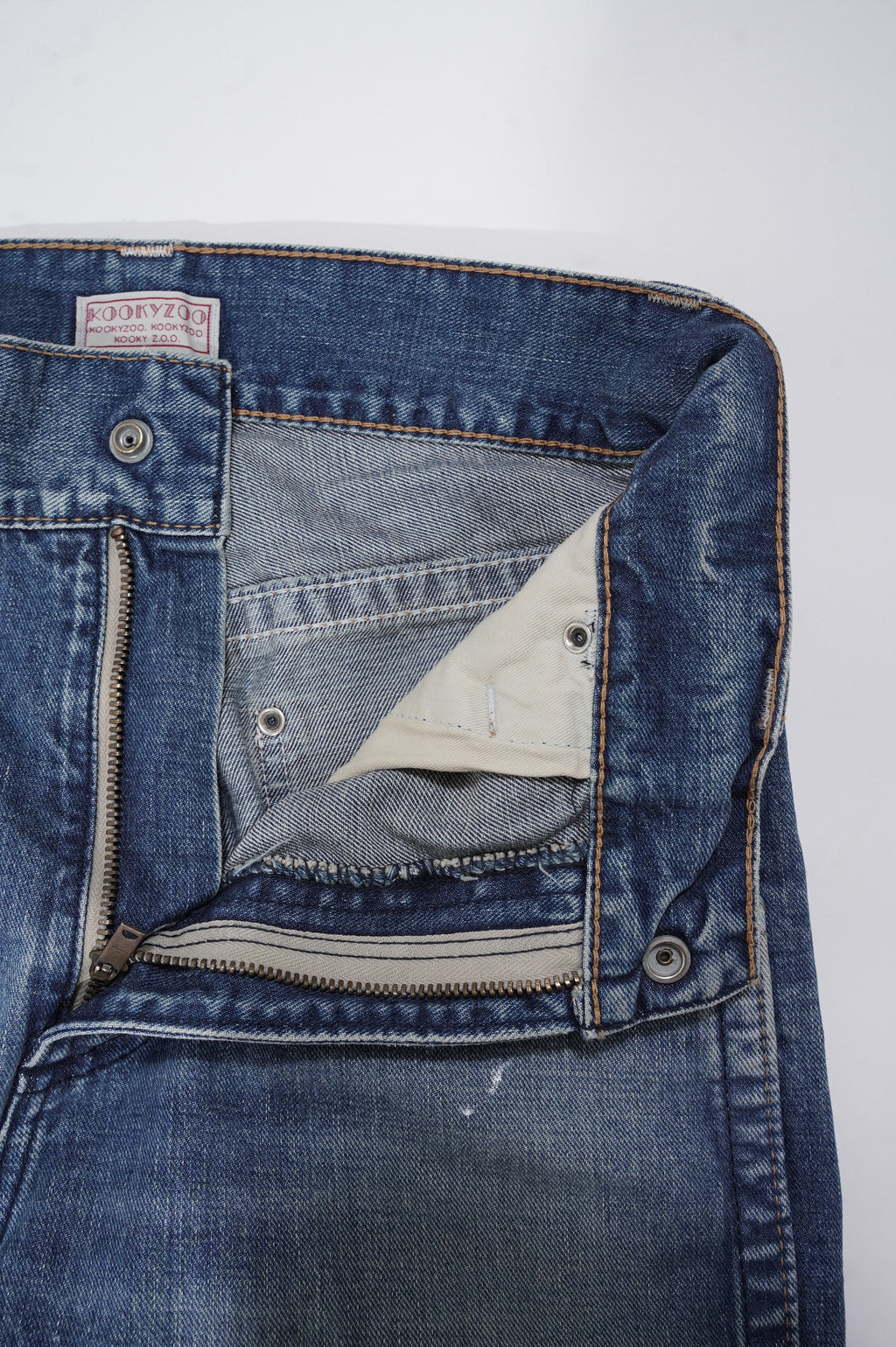KOOKY ZOO "DINNER JEANS" [USED]