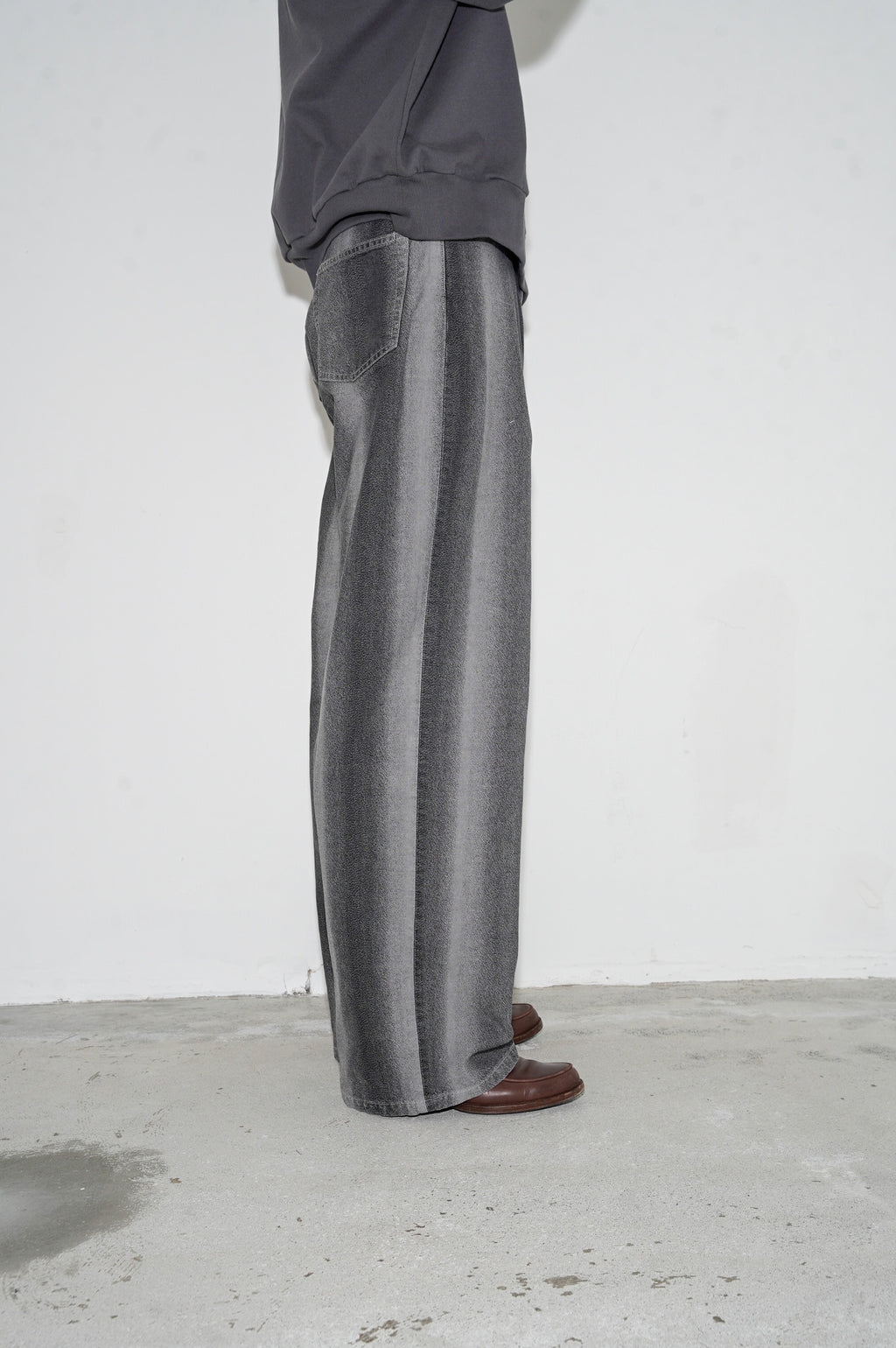 REVERBERATE "GRADATION DENIM BAGGY PANTS" [LIGHT GRAY]