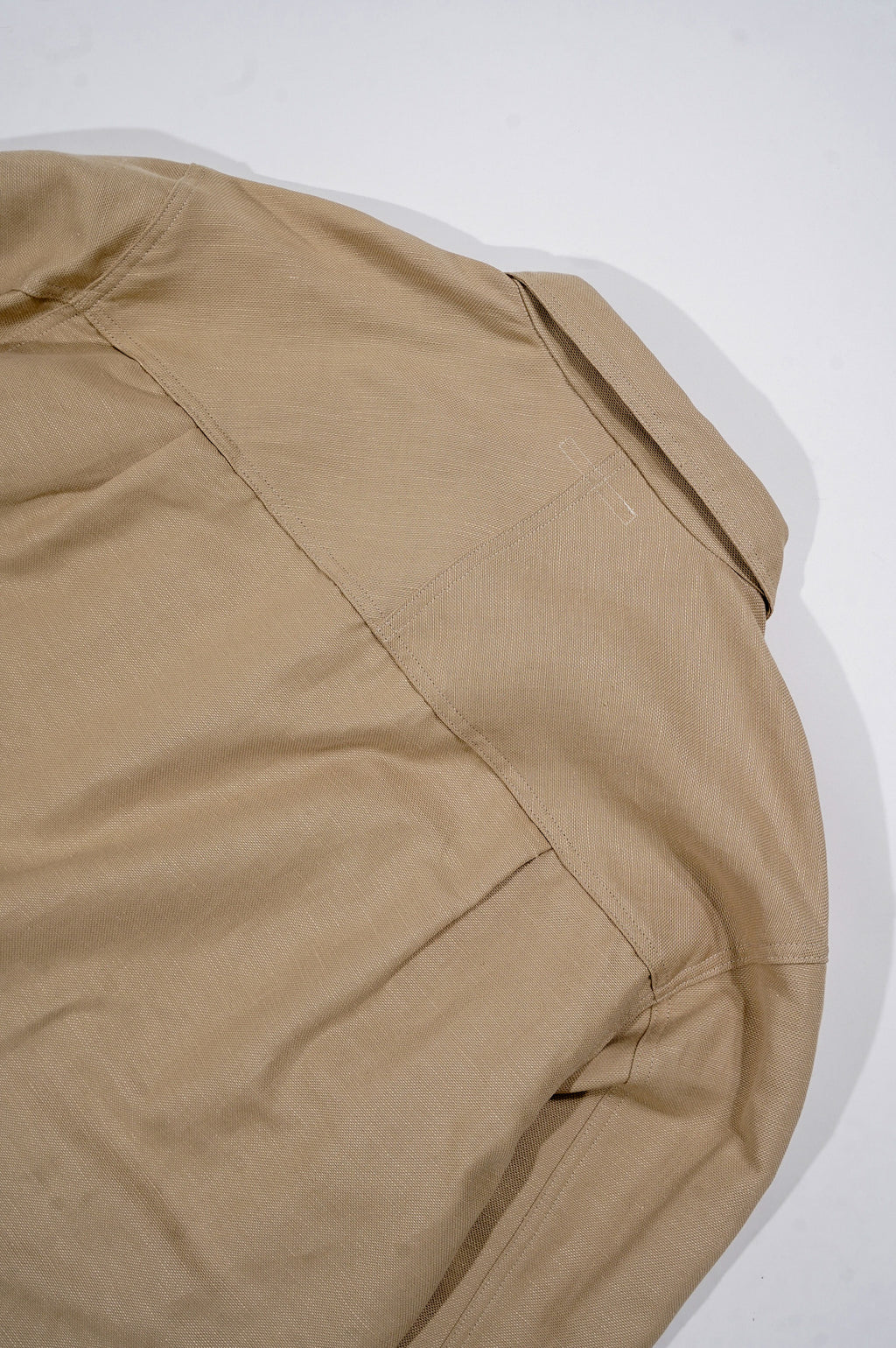 YE OLDE AND NEWMAN -RANDONNEUR- "ANORAKS PULLOVER SHIRT" [SUEDE BEIGE]