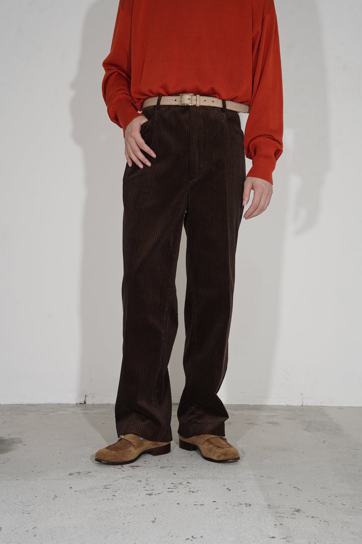 BISOWN "MIXED-WALE CORDUROY NOTUCK SLACKS" [BROWN]