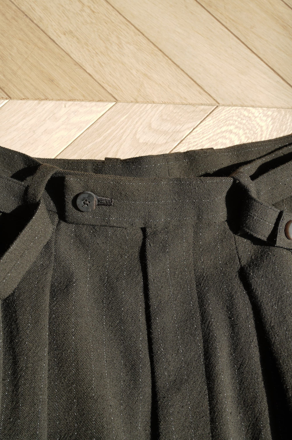 m's braque "BELTED BAGGY PANTS" [brown stripe]