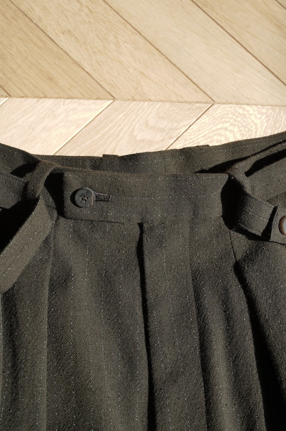 m's braque "BELTED BAGGY PANTS" [brown stripe]
