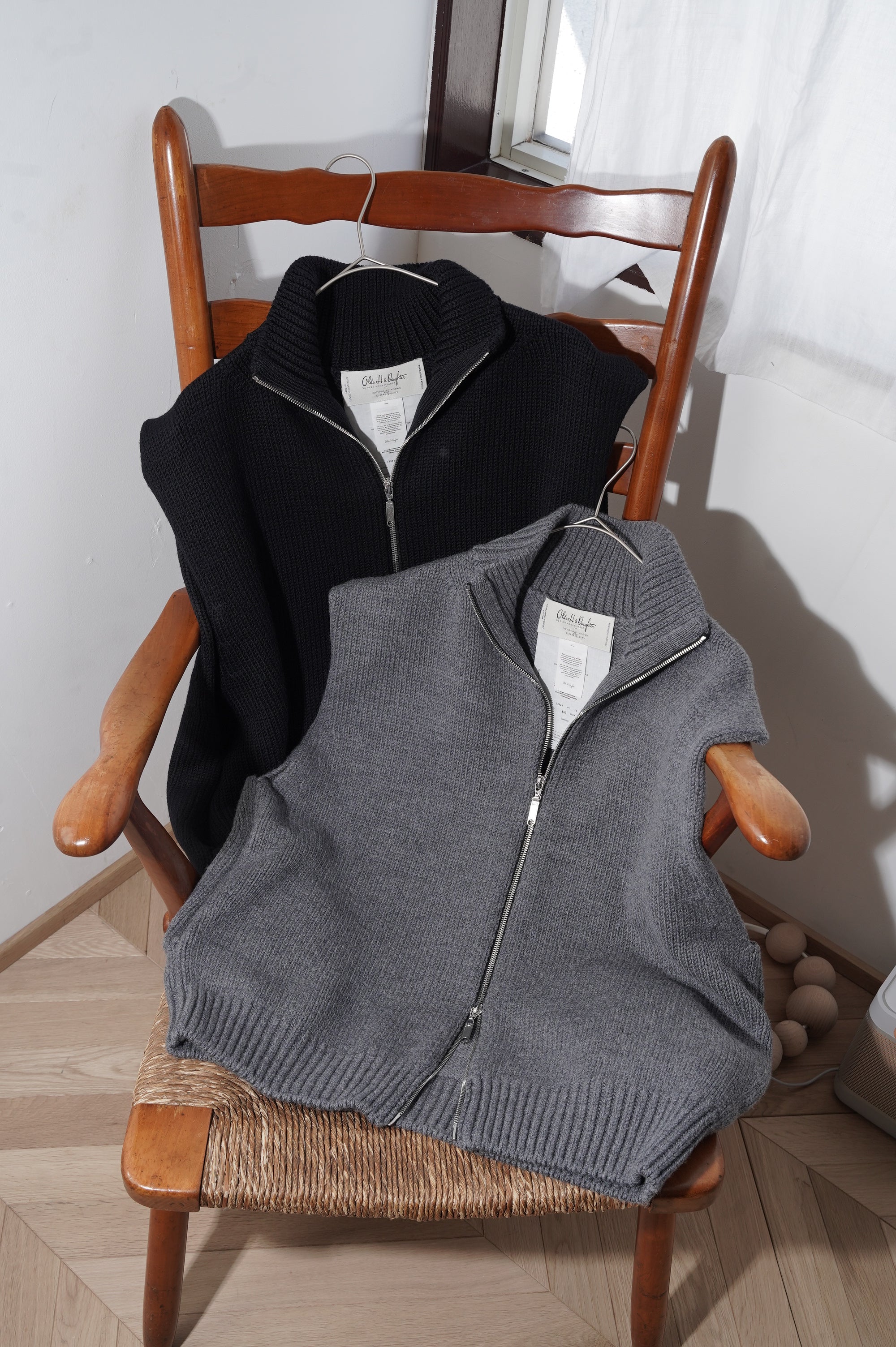 Olde H and Daughter "WOOL DRIVERS VEST" [CHARCOAL]