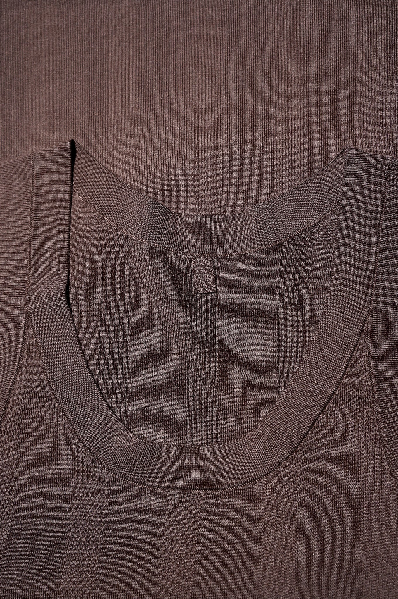 MEIAS "FINE GAUGE SILK TANK TOP" [BROWN]