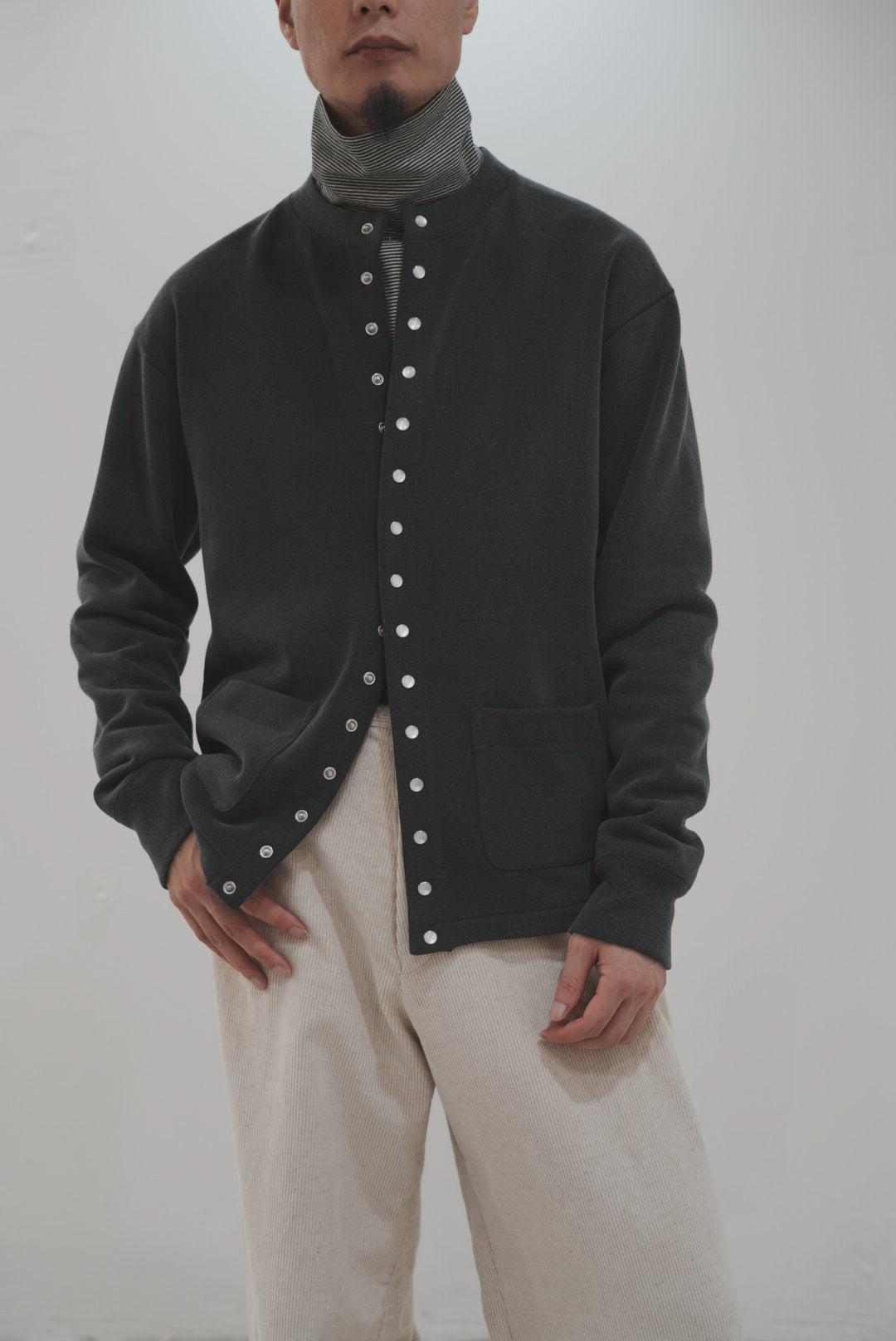 MAATEE&SONS "SNAP CARDIGAN" [FADE BLACK]