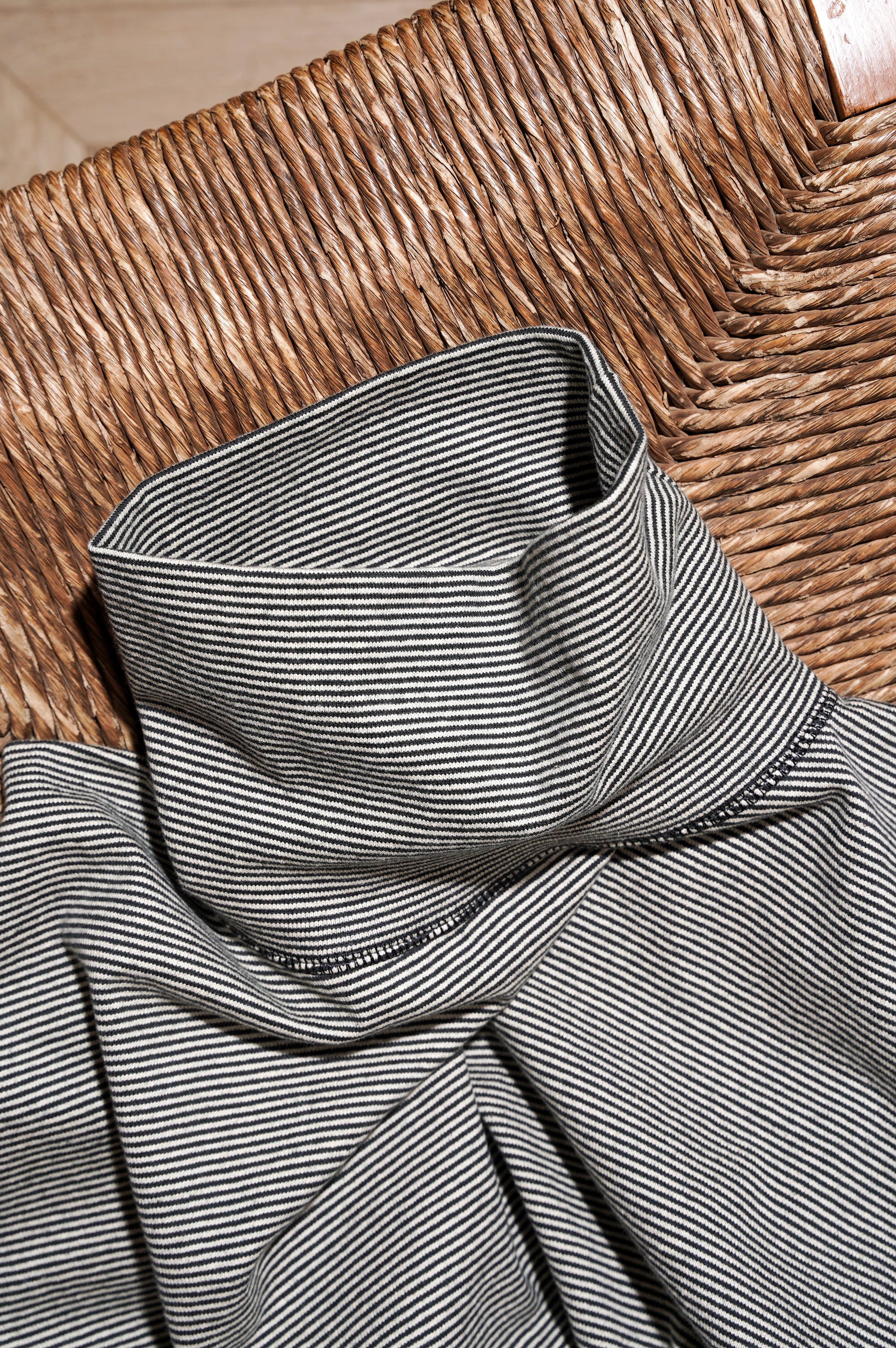 OLDE HOMESTEADER YOUTH "MOIRE STRIPE JERSEY TURTLE NECK L/S"[BLACK×ECRU]