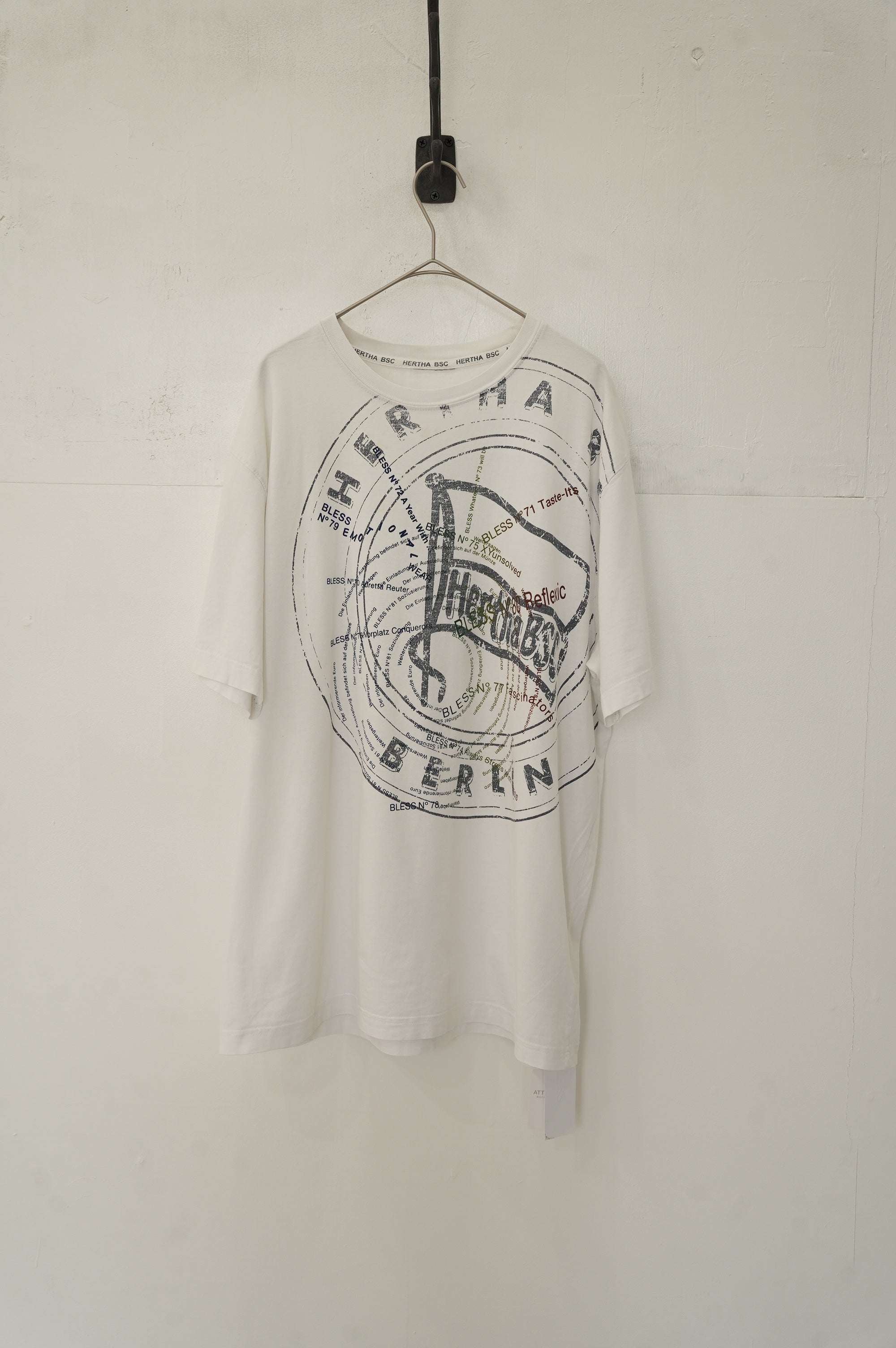 BLESS "Multicollection Vintage T-shirts" [WHITE 1]