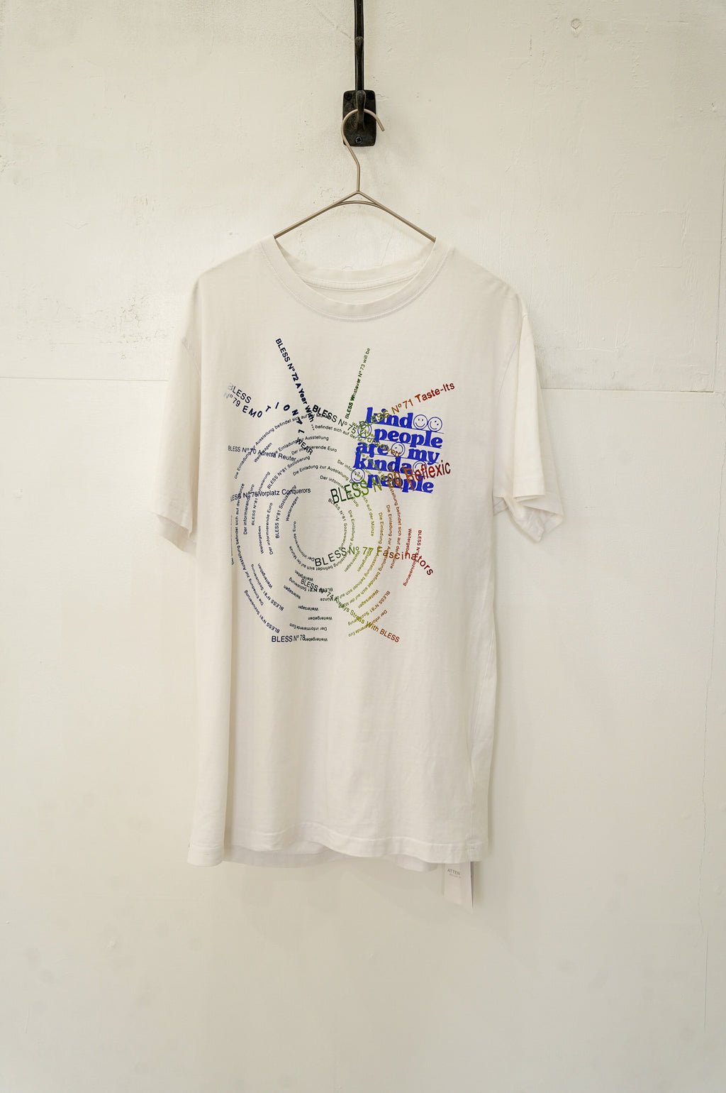 BLESS "Multicollection Vintage T-shirts" [WHITE2]