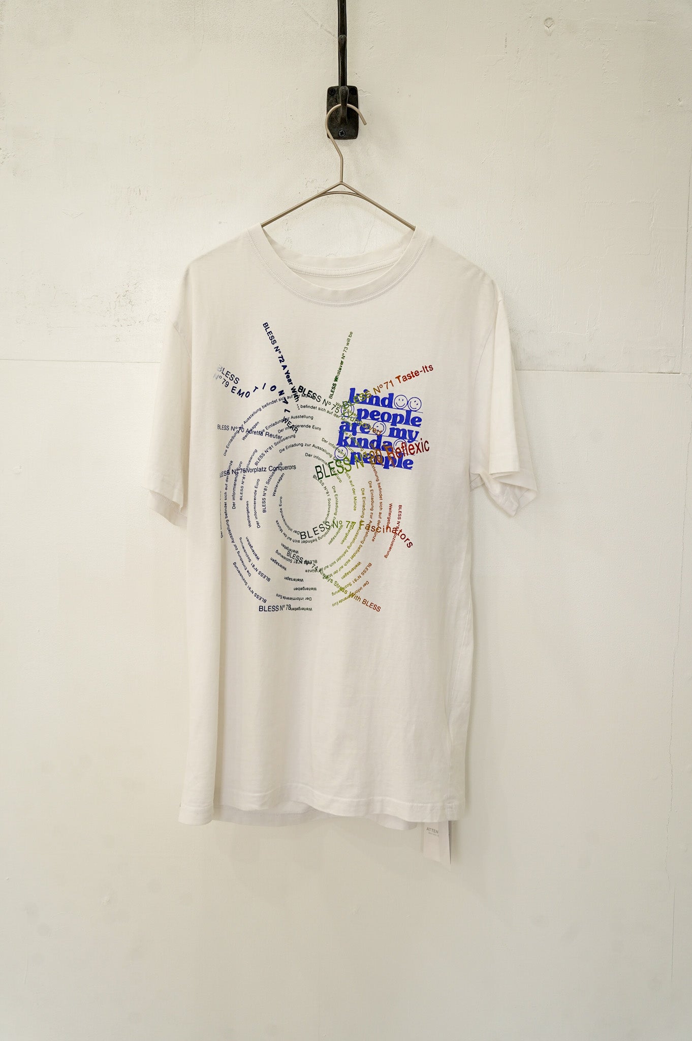 BLESS "Multicollection Vintage T-shirts" [WHITE2]