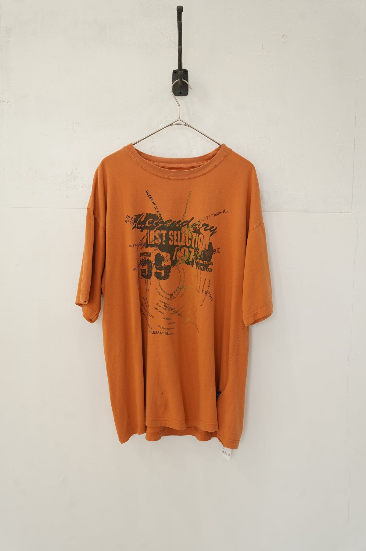 BLESS "Multicollection Vintage T-shirts" [ORANGE]