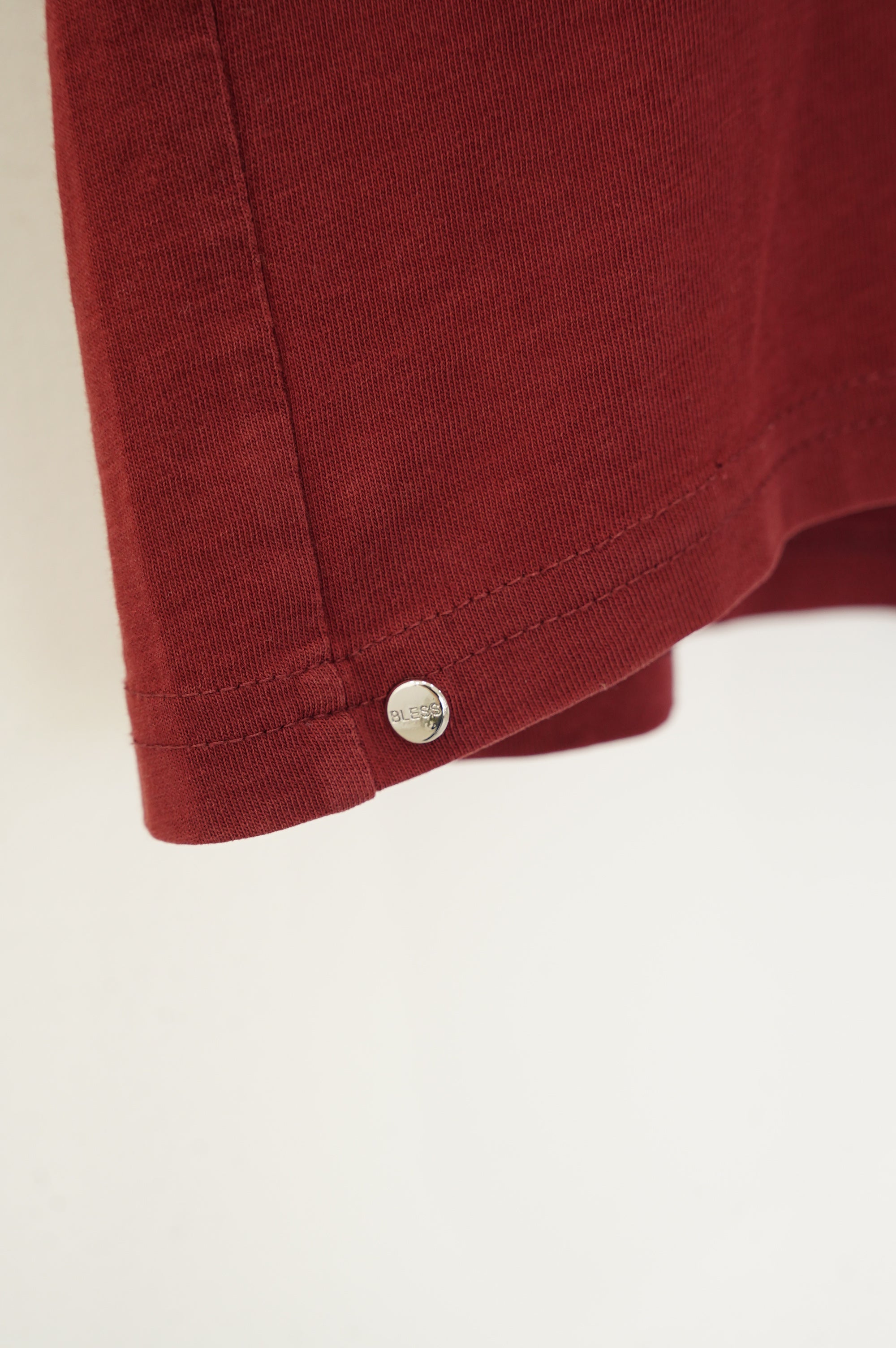 BLESS "Muticollection Vintage T-shirts" [RED]