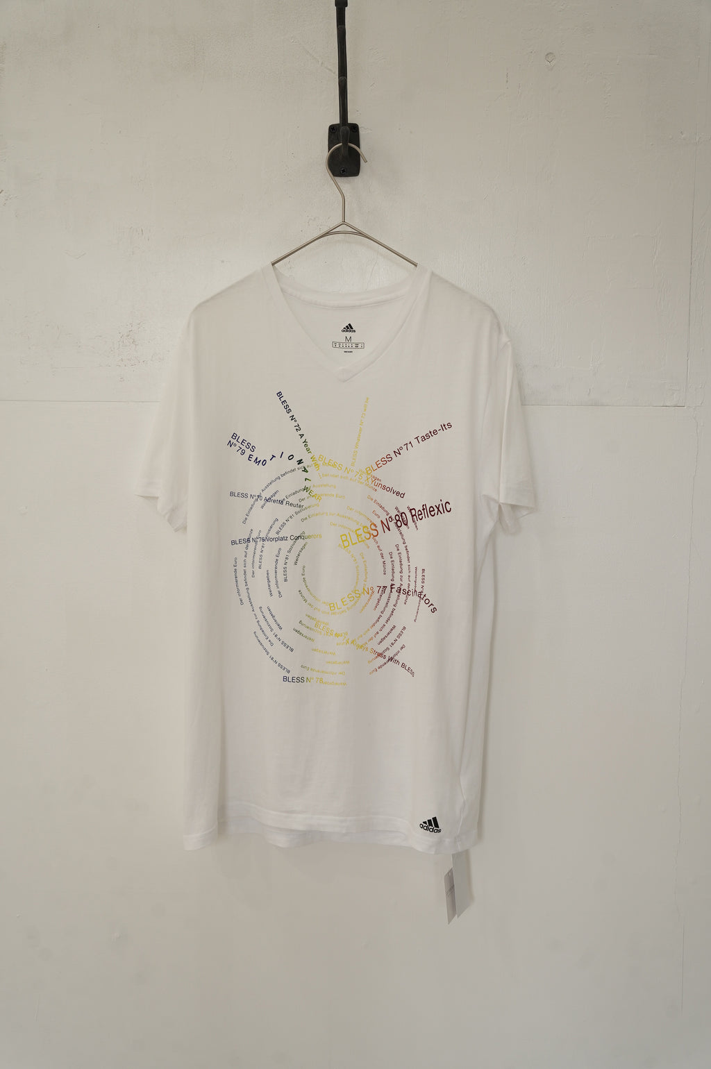 BLESS "Multicollection Vintage T-shirts" [WHITE3]
