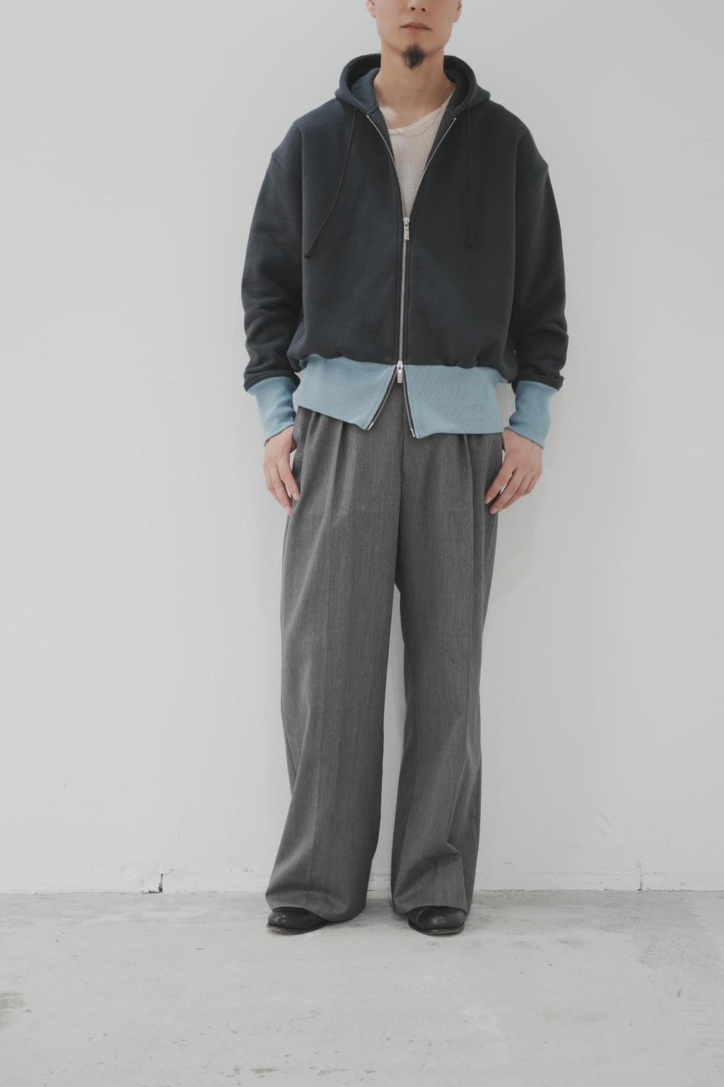 REVERBERATE "TWO TONE HOODY" [NAVY]