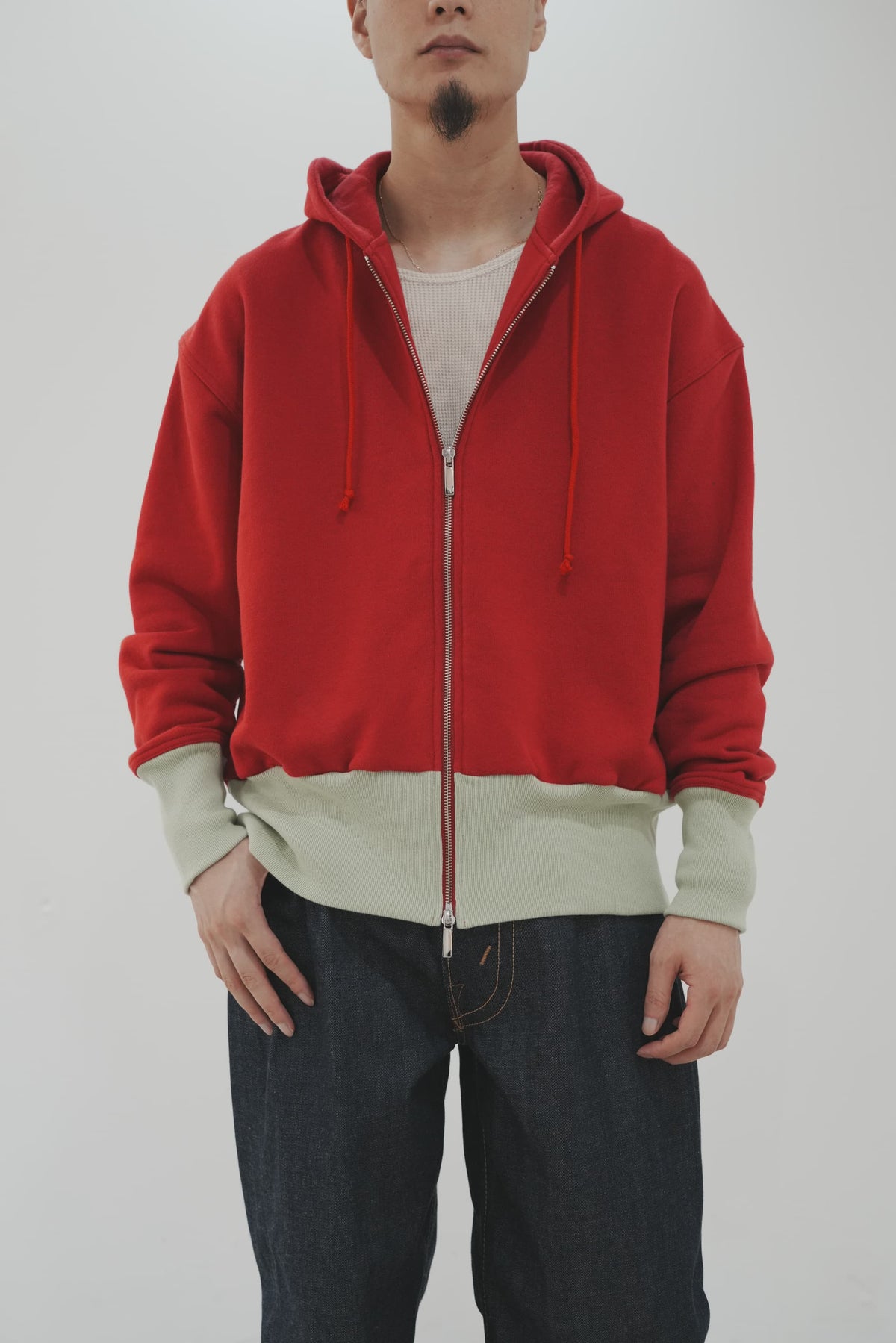 REVERBERATE "TWO TONE HOODY" [RED]