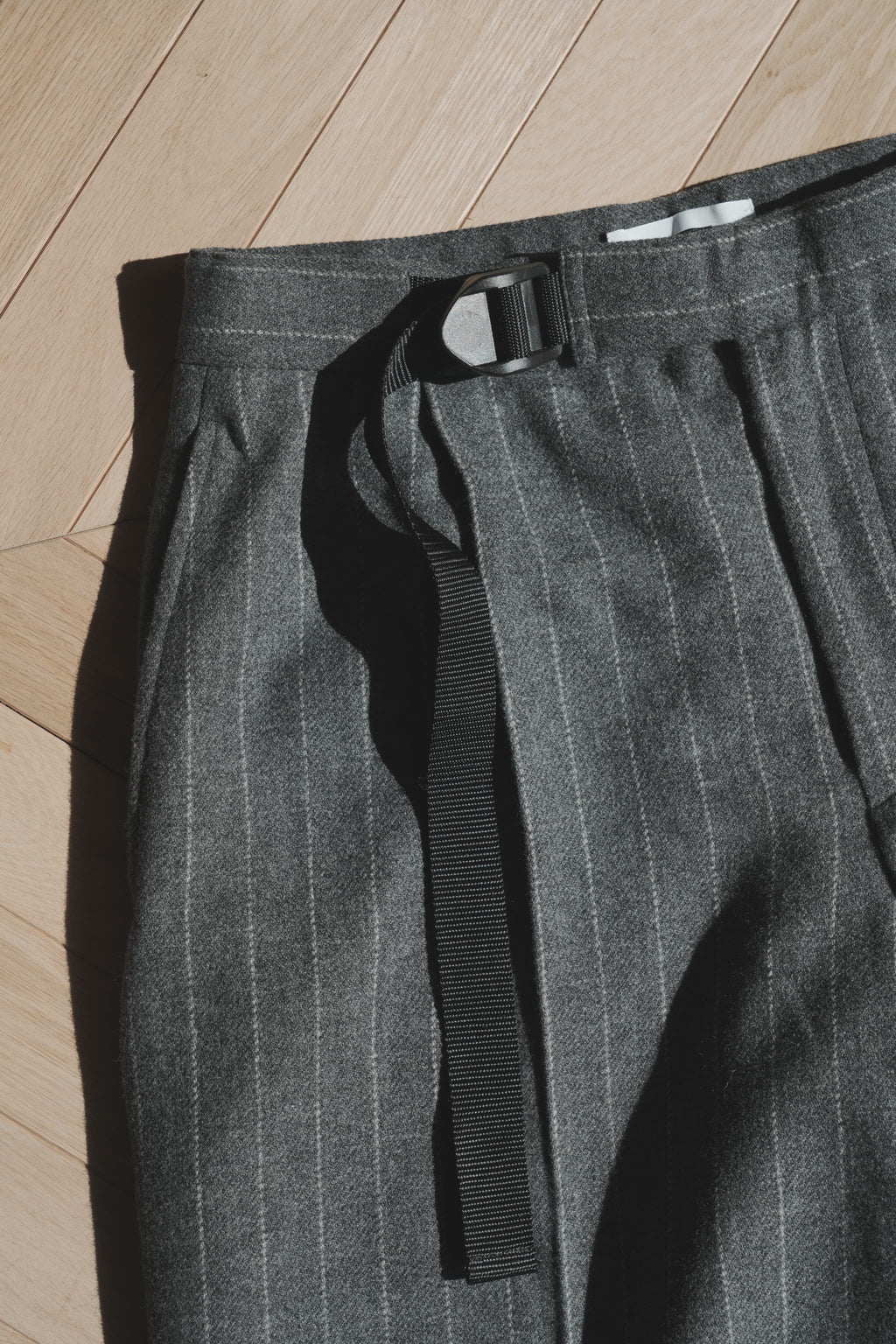 REVERBERATE "TACKED TROUSERS-TW" [GREY]