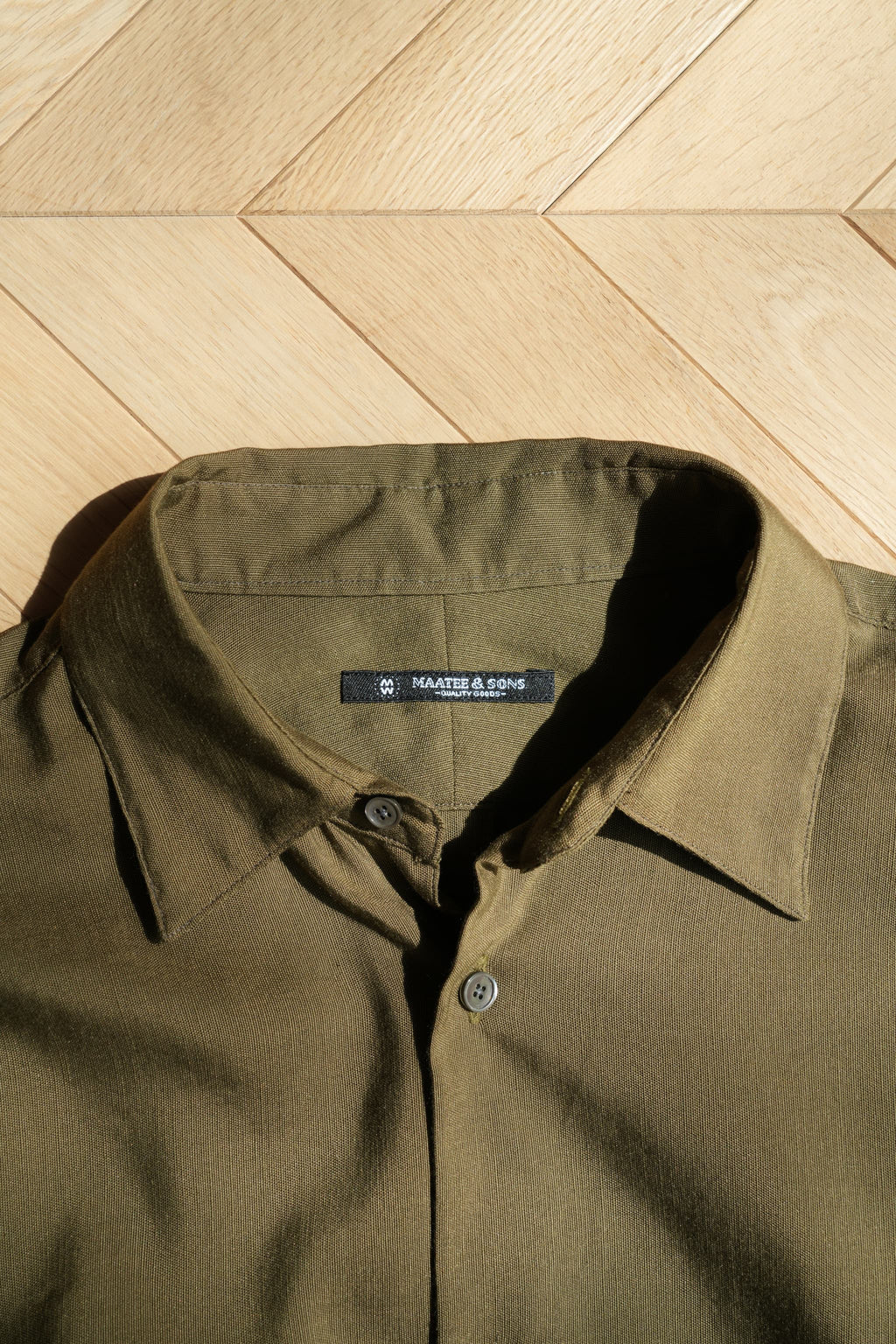 MAATEE&SONS "SHORT POINT SHIRTS KHAKI OX"