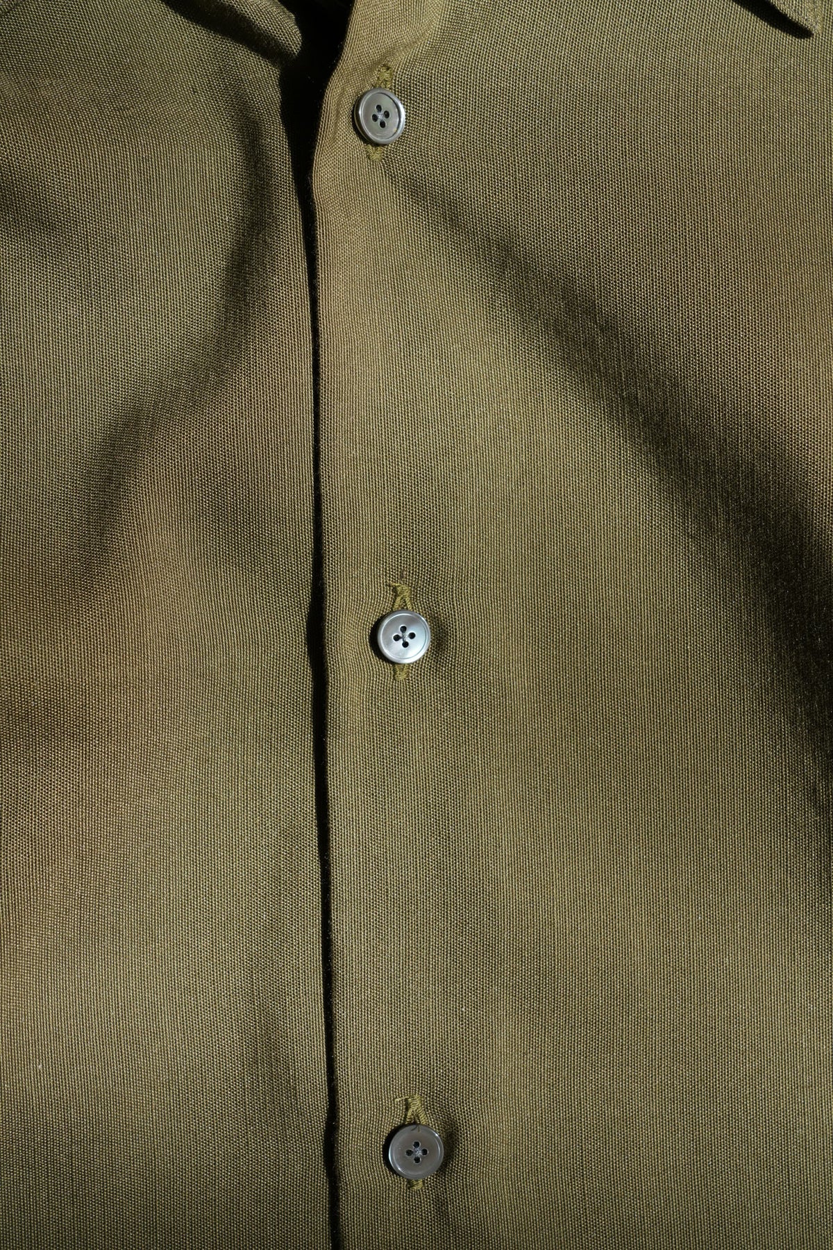 MAATEE&SONS "SHORT POINT SHIRTS KHAKI OX"