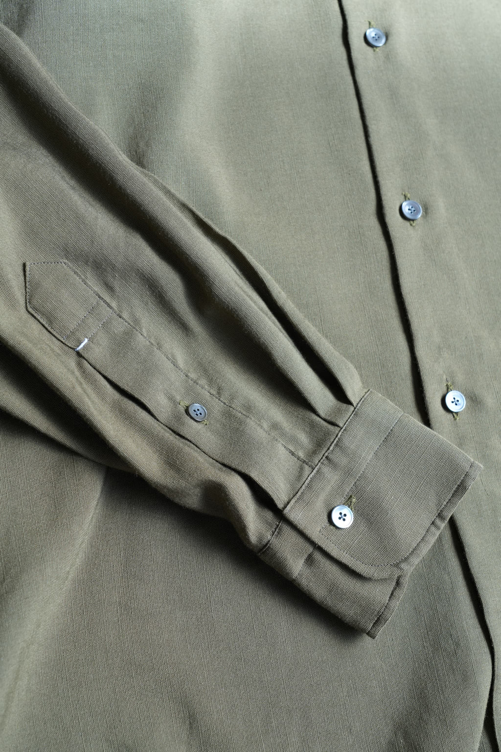 MAATEE&SONS "SHORT POINT SHIRTS KHAKI OX"