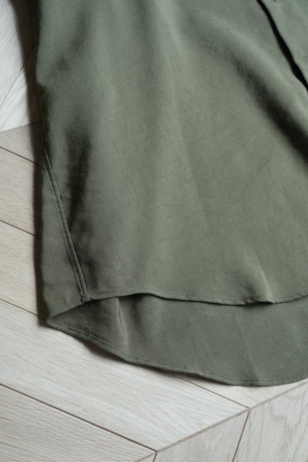 MAATEE&SONS "SHORT POINT SHIRTS KHAKI OX"