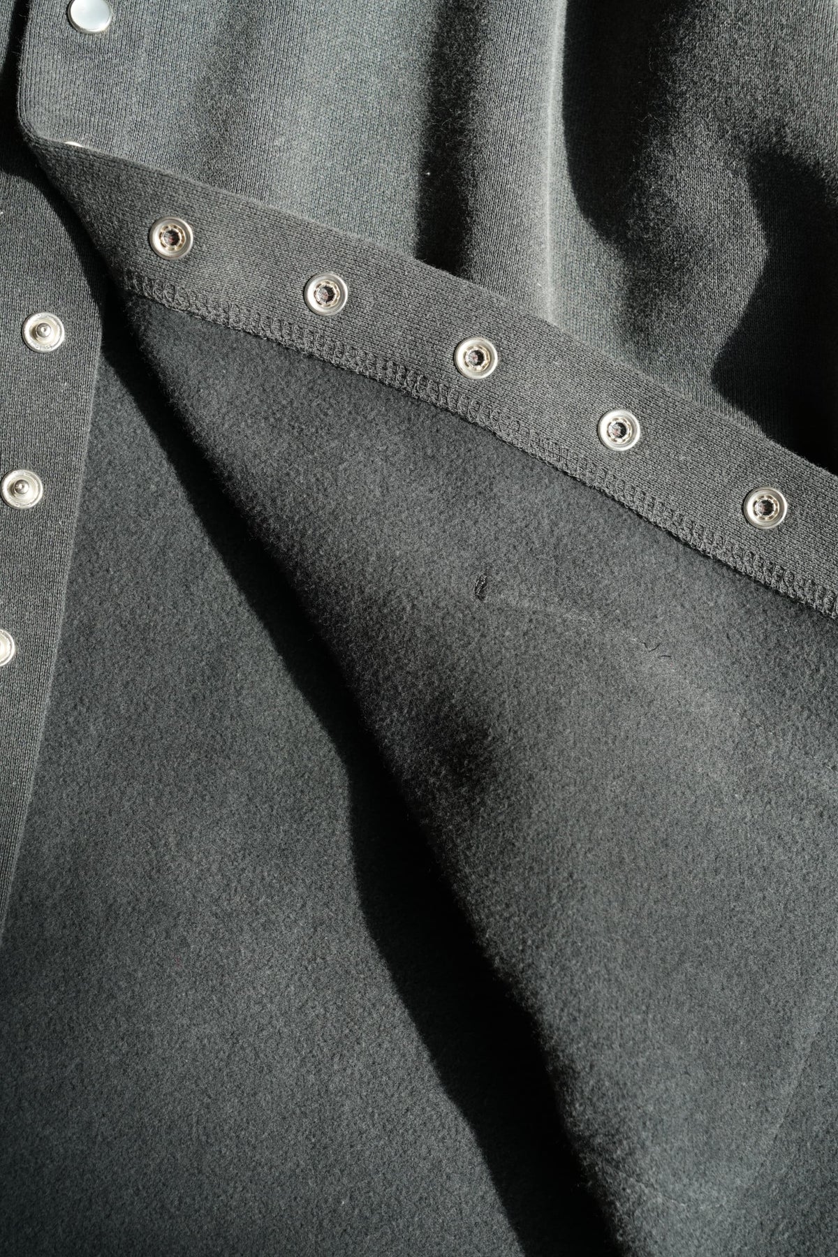 MAATEE&SONS "SNAP CARDIGAN" [FADE BLACK]