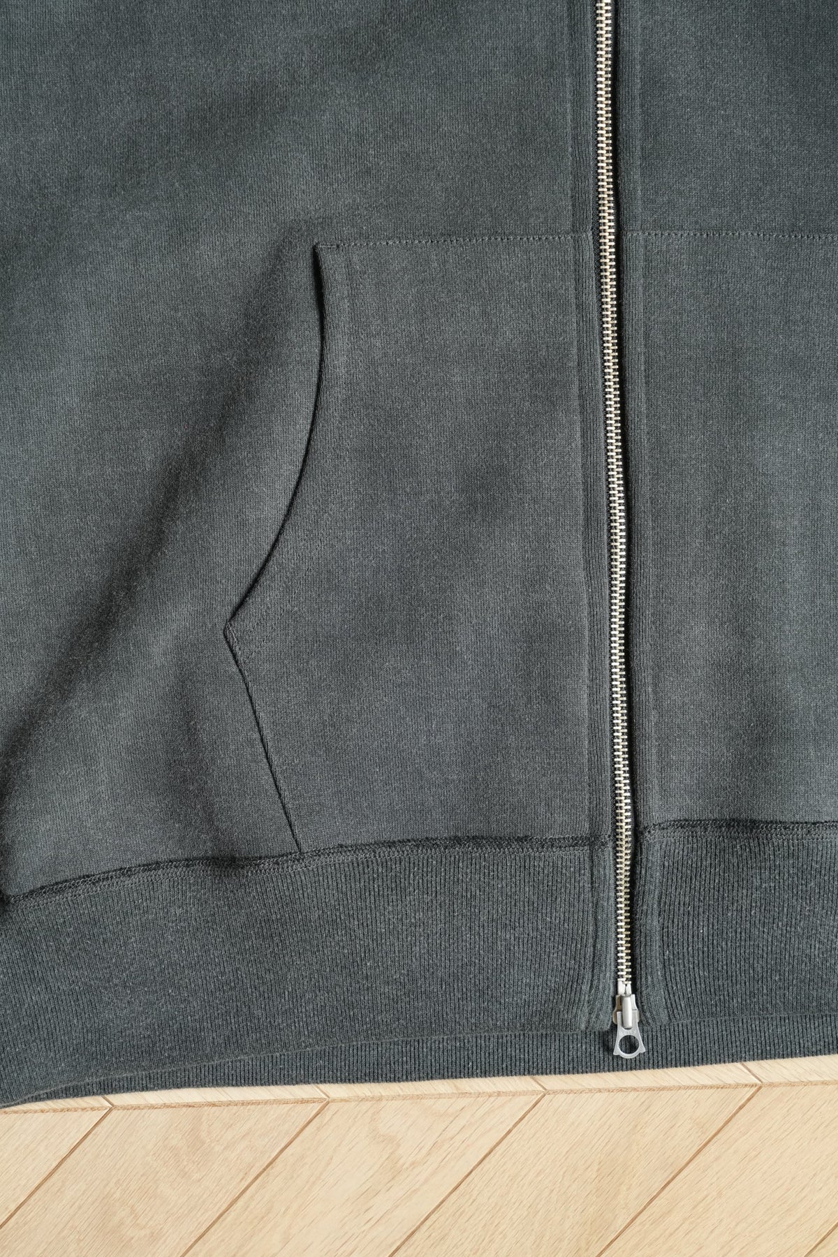 MAATEE&SONS "JIP PARKA" [FADE BLACK]