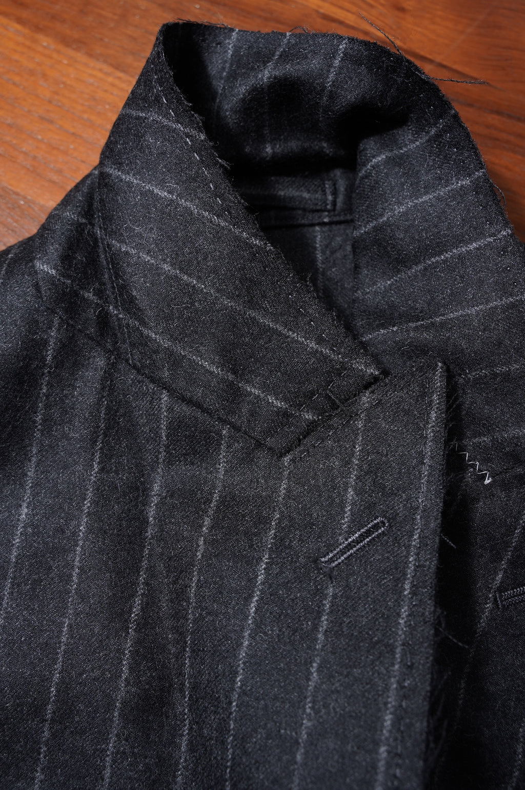 MAATEE&SONS "ダブルキリッパTAILORED" [CHARCOAL STRIPE]