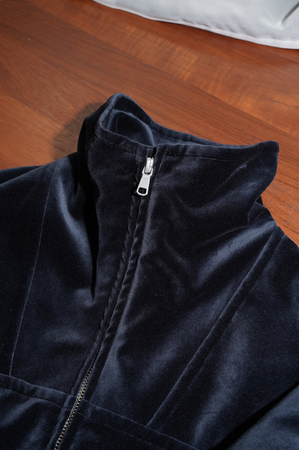 MAATEE&SONS "VELVET STAND JACKET" [NAVY]