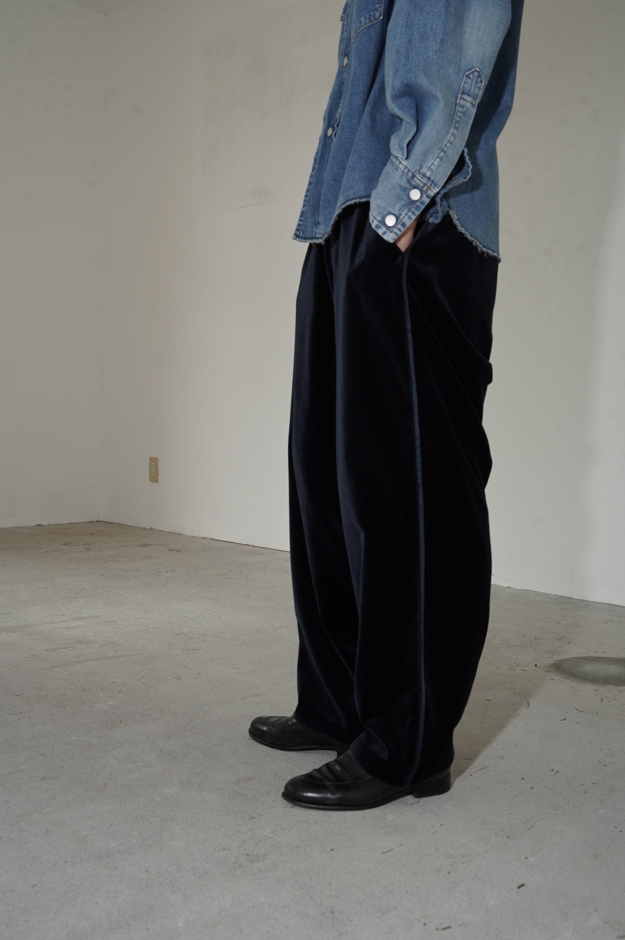MAATEE&SONS "TRAINING PANTS" [NAVY]