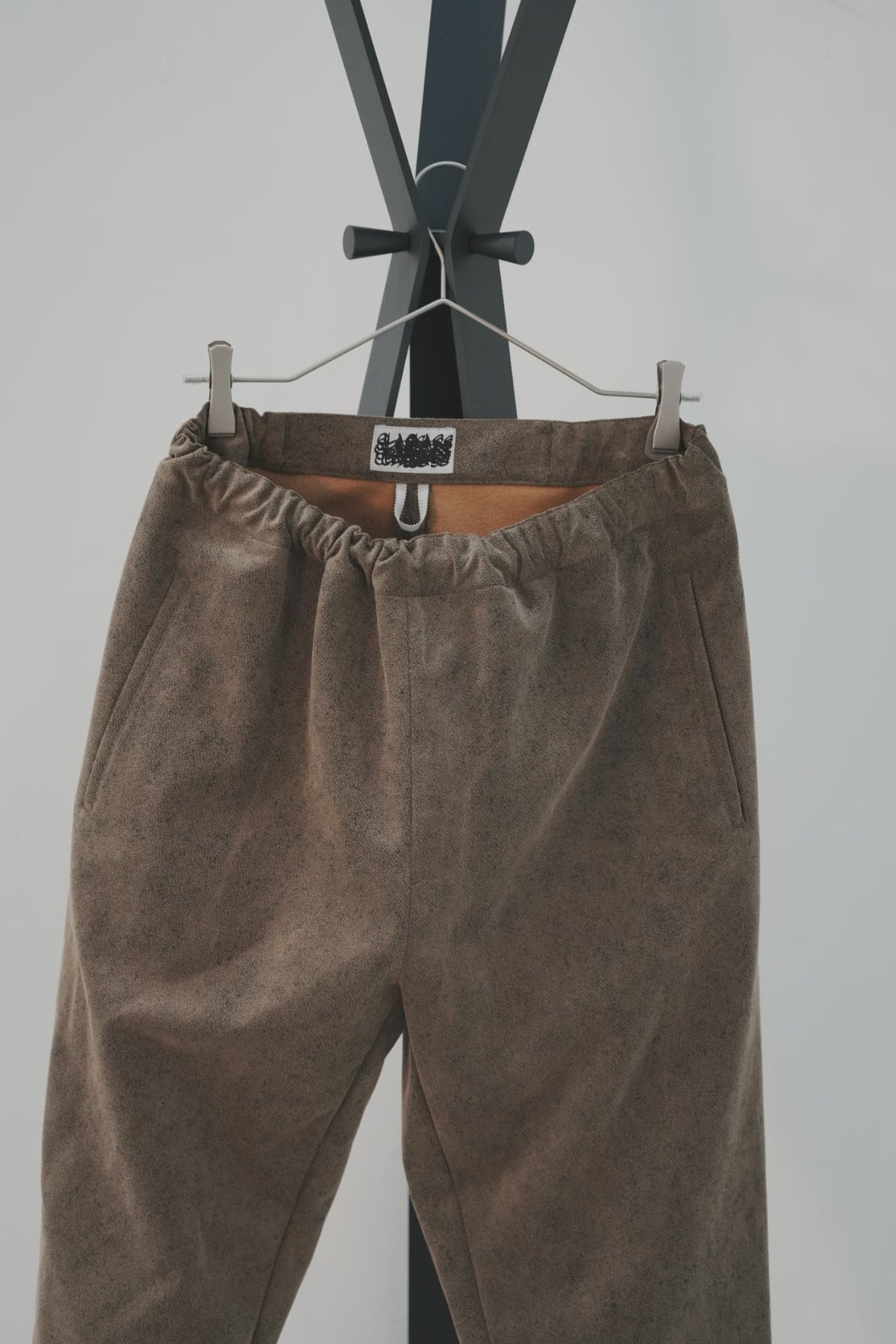 class "CCGA12UNI" [BROWN]