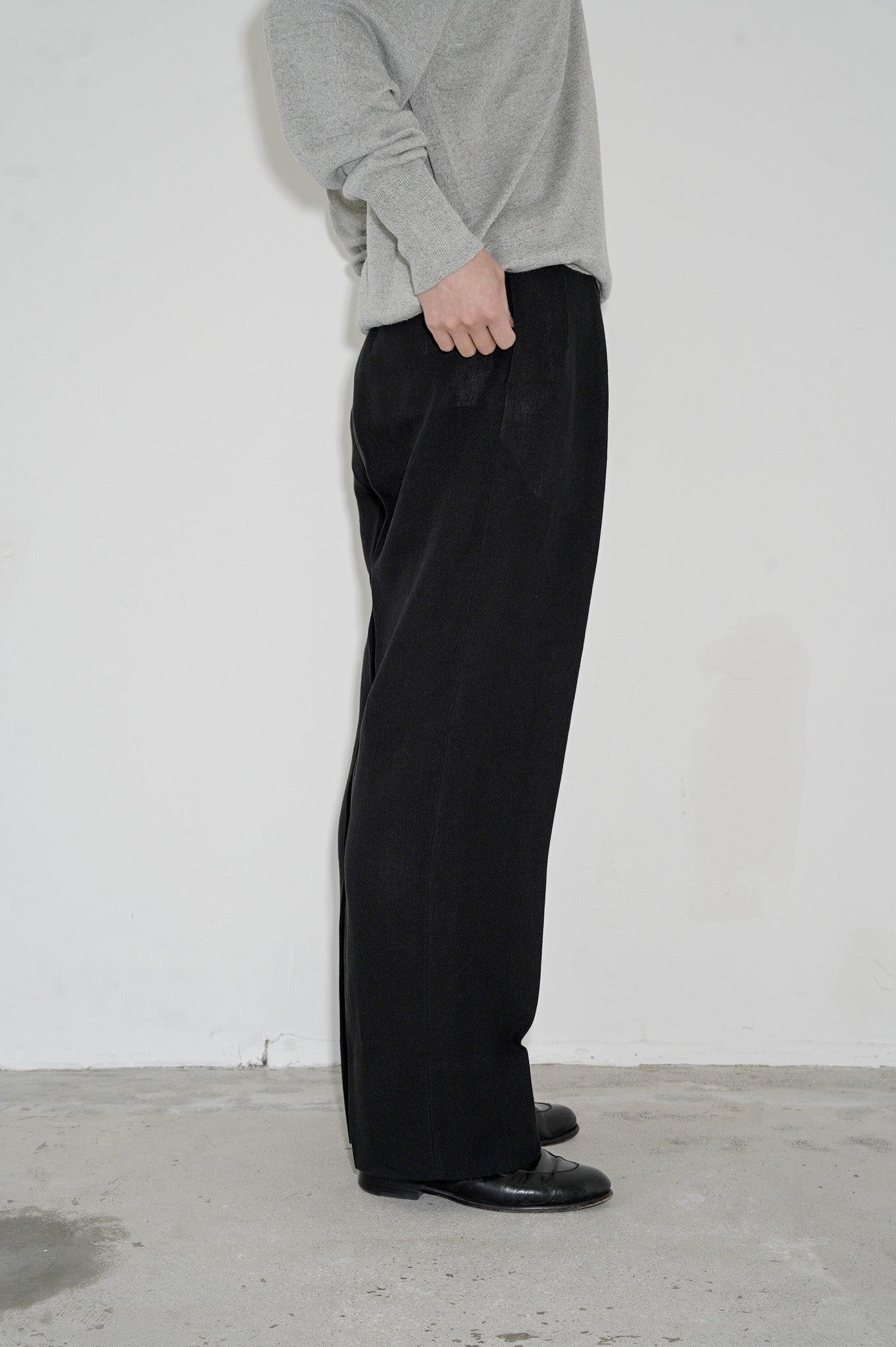 MAATEE&SONS "jeffry" [BLACK LINEN]