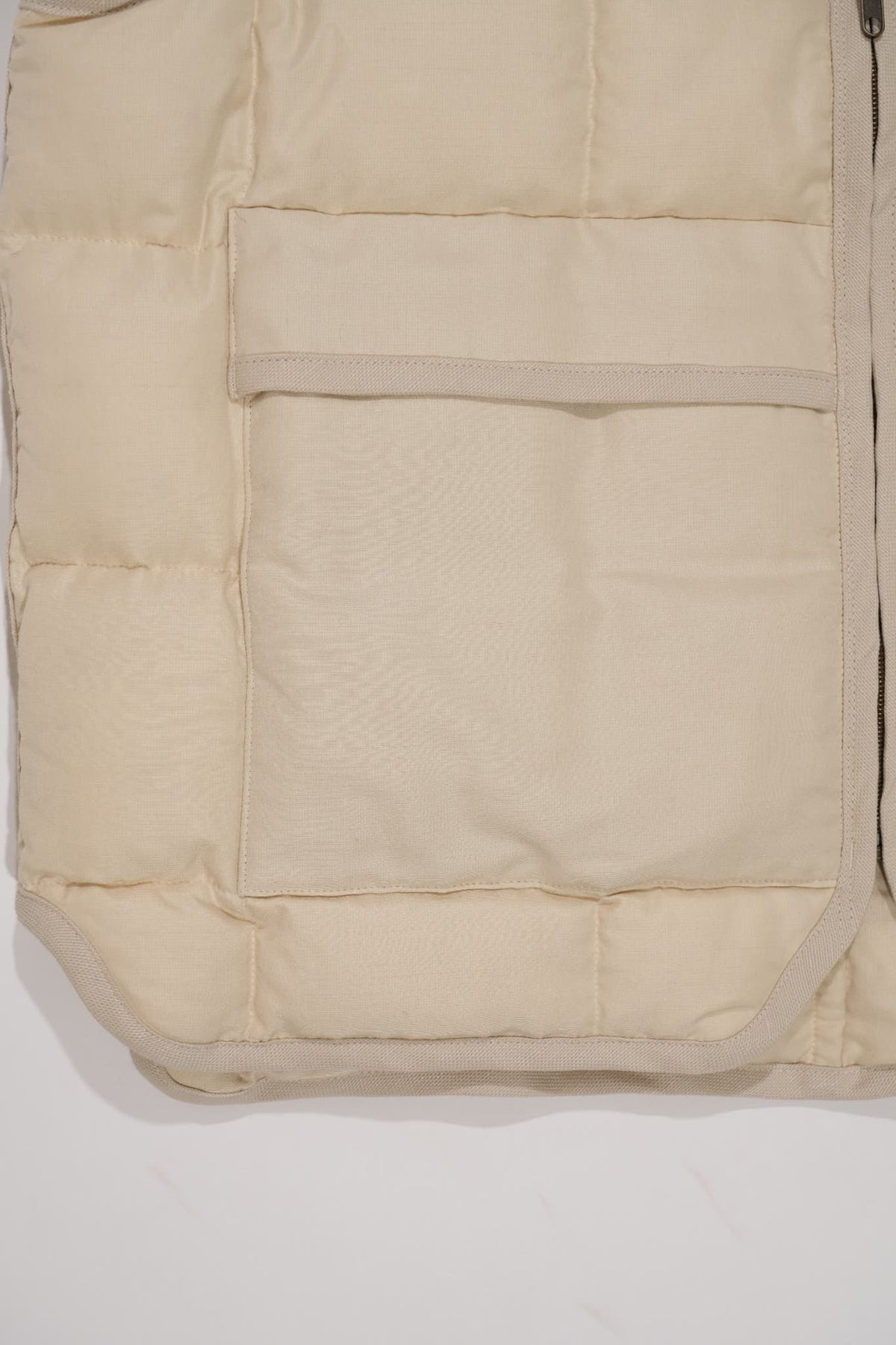 YE OLDE AND NEWMAN -RANDONNEUR- "DOWN VEST" [SAND BEIGE]