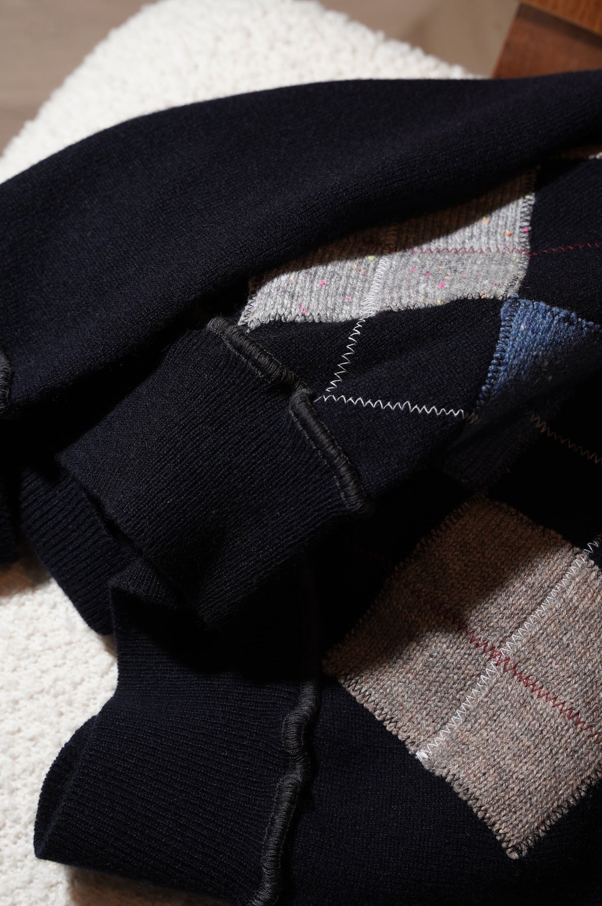 MAATEE&SONS "CASHMERE PATCH ARGAILE SWEATER" [NAVY]