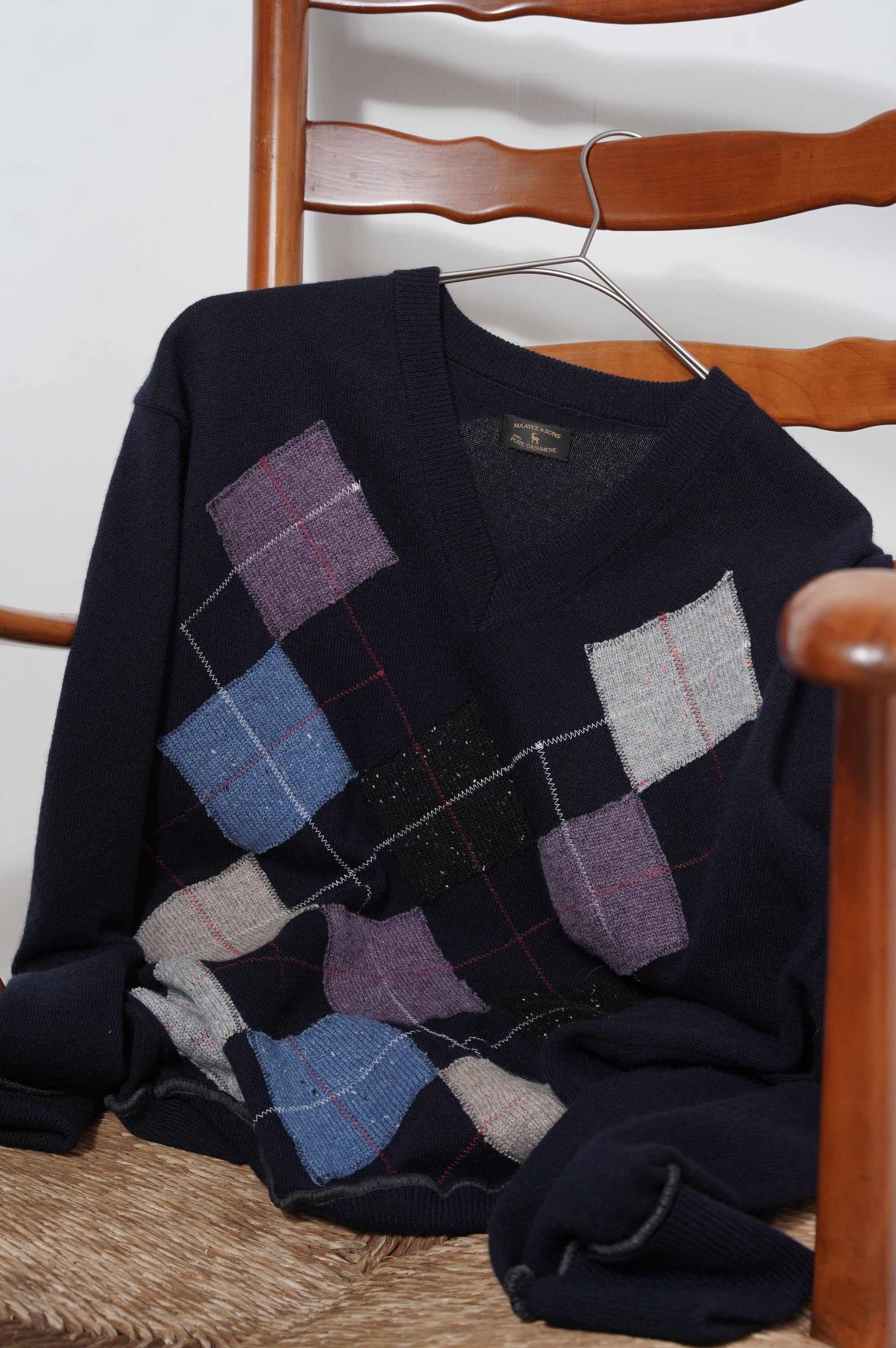 MAATEE&SONS "CASHMERE PATCH ARGAILE SWEATER" [NAVY]