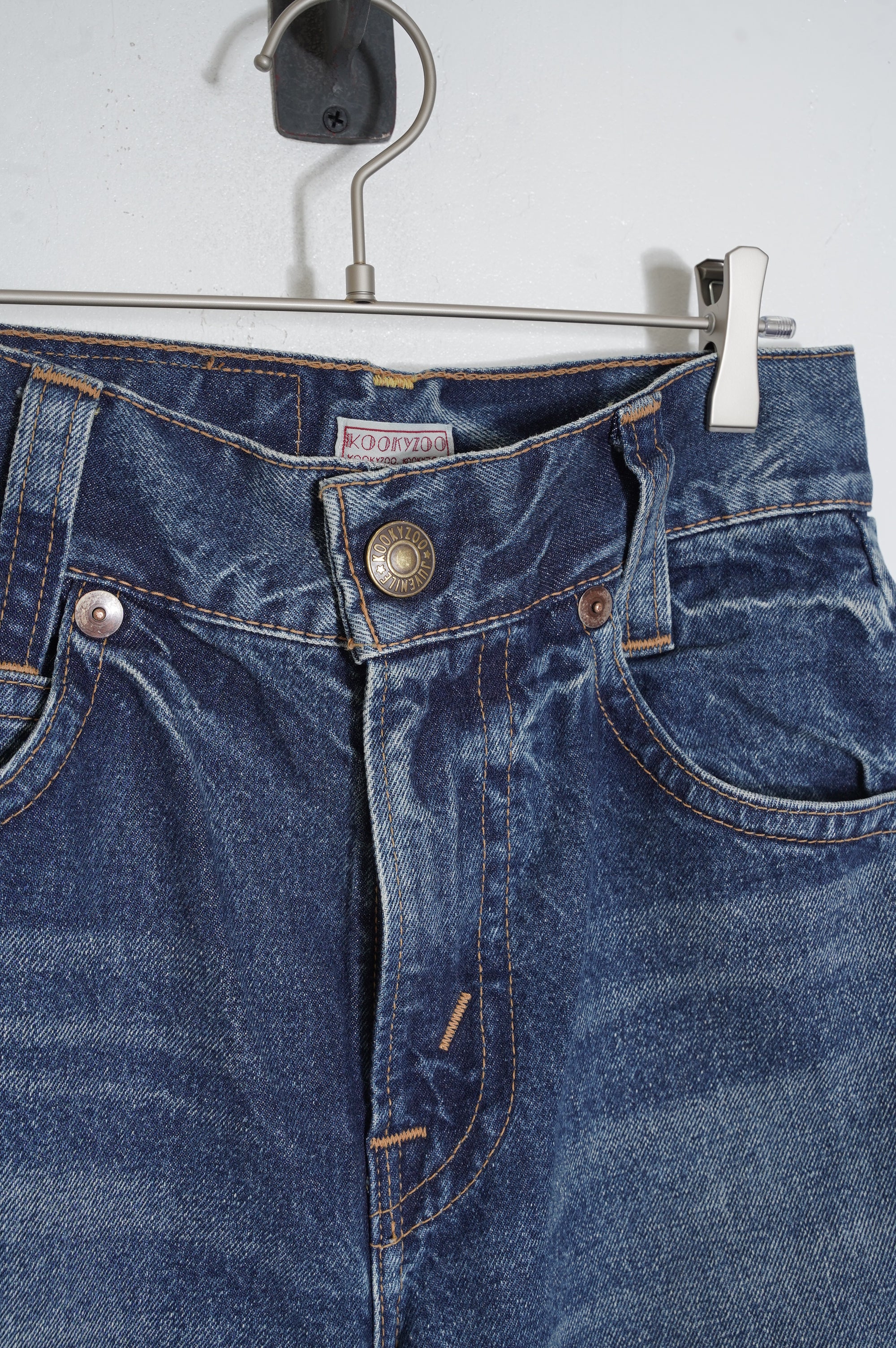 KOOKY ZOO "SLIM DENIM PANTS" [WASHED BLUE]